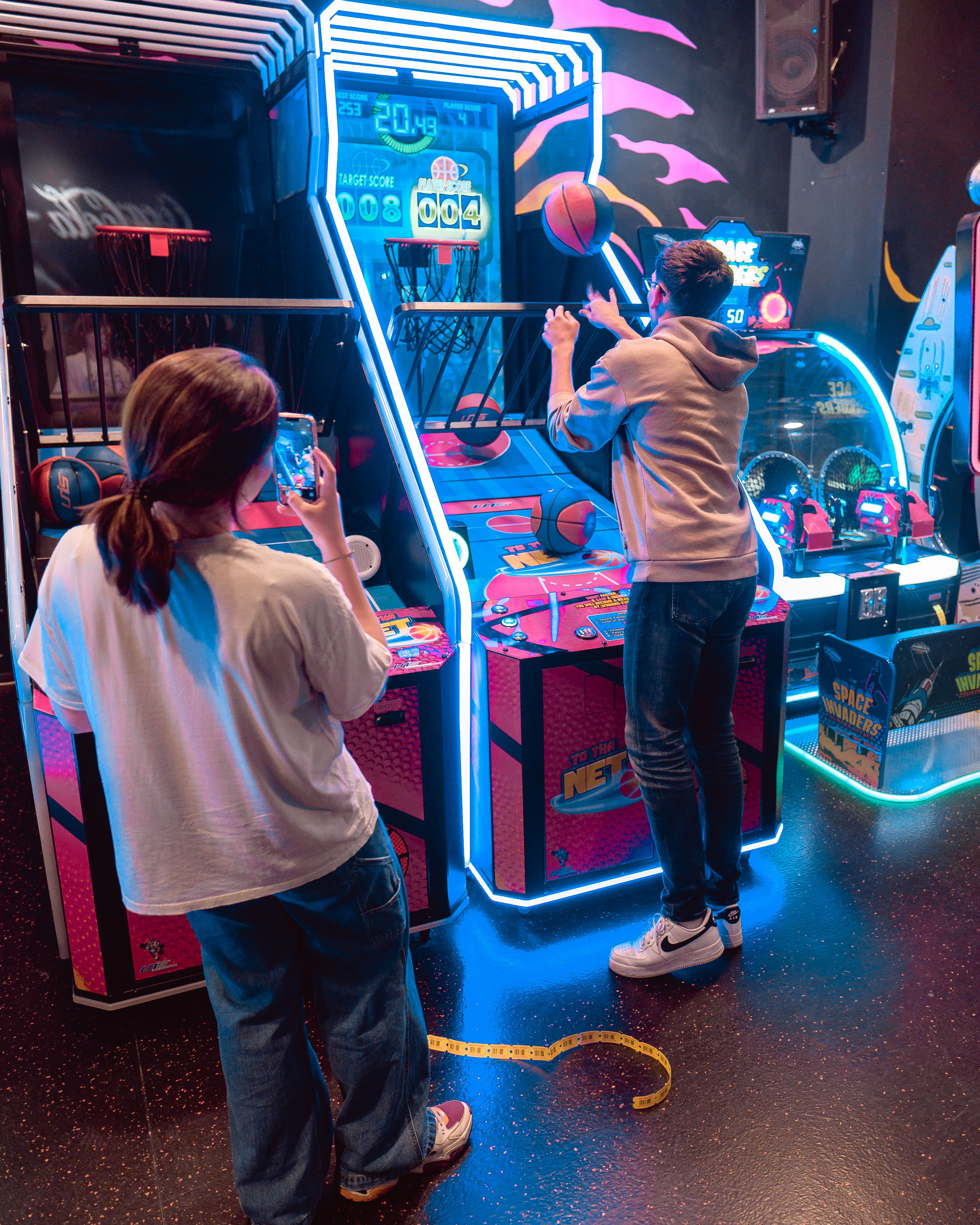 НЕОНОВЫЙ ПРАЗДНИК. Фотограф в Белграде Чугреева Елена