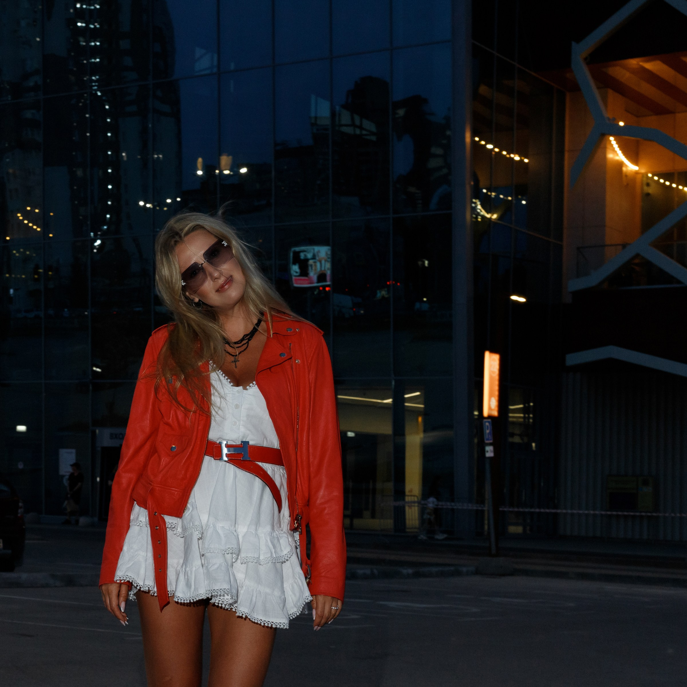 Ночная серия. Вспышка. Наталья. Евгения. Июнь 2025. Фотограф Пермь. Свадьбы. Семья и дети, школа, д. сад. Фотокниги