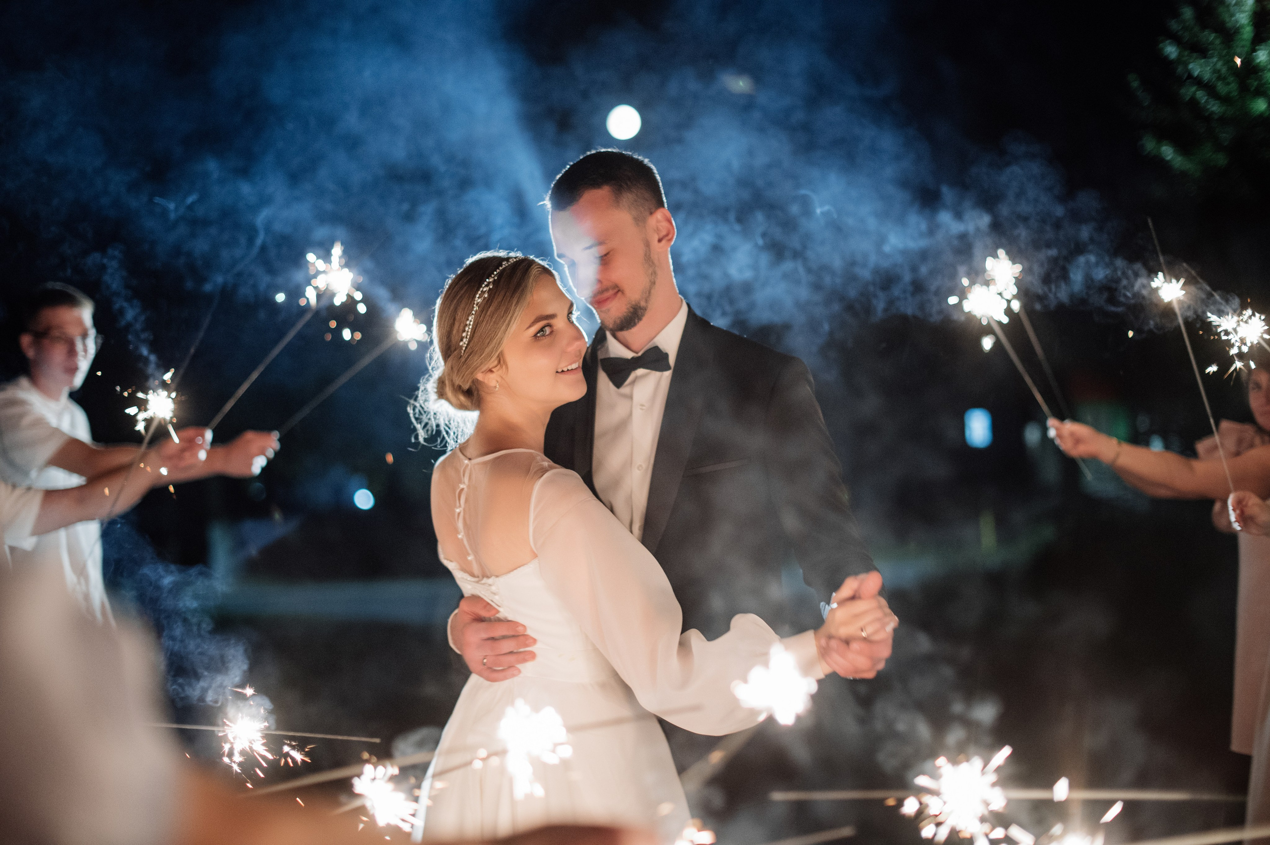 Свадебная фотосессия в Овстуге и Дятьково. Свадебный и репортажный фотограф видеограф Брянск/Москва