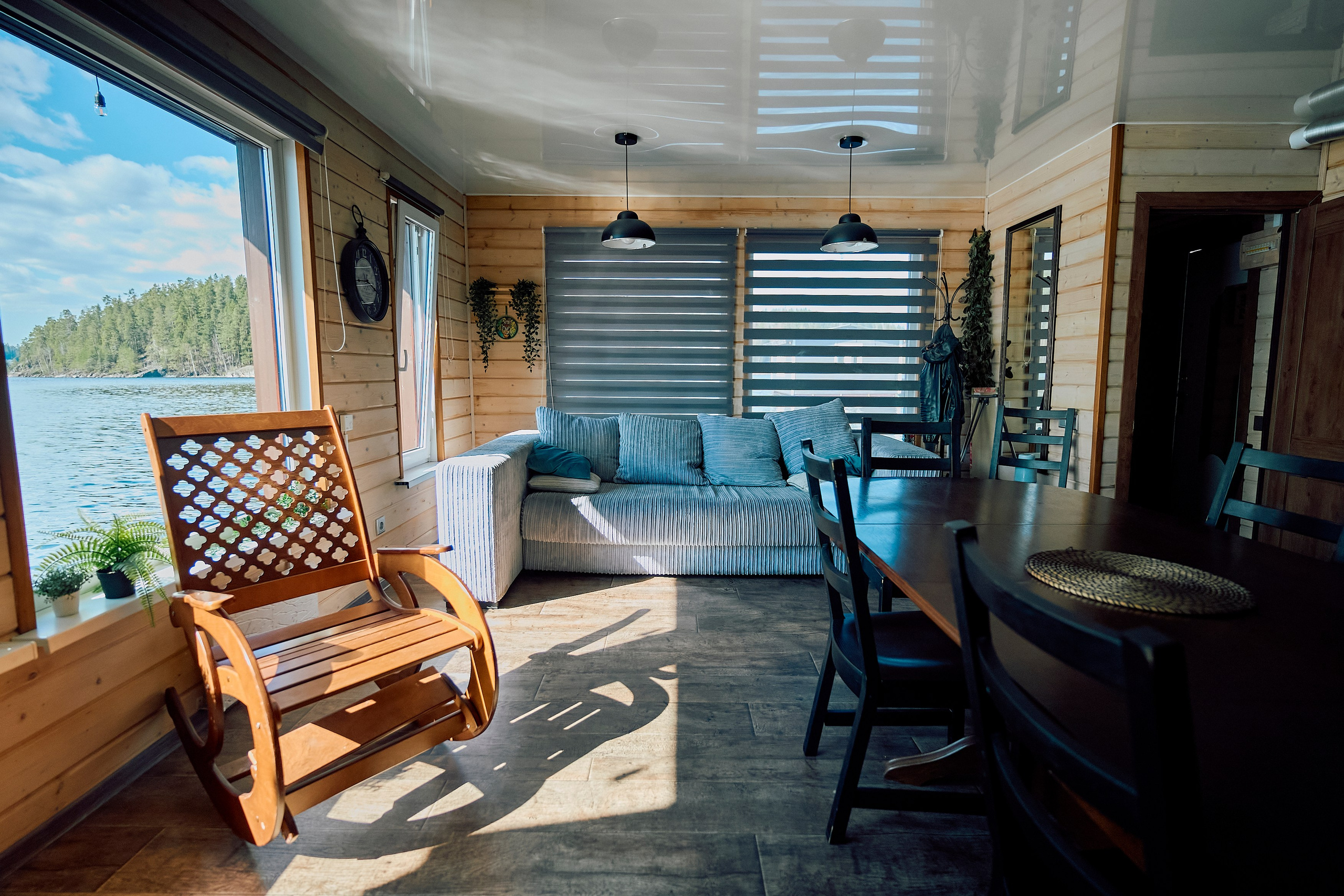 Интерьеры  базы отдыха Берег Ладоги