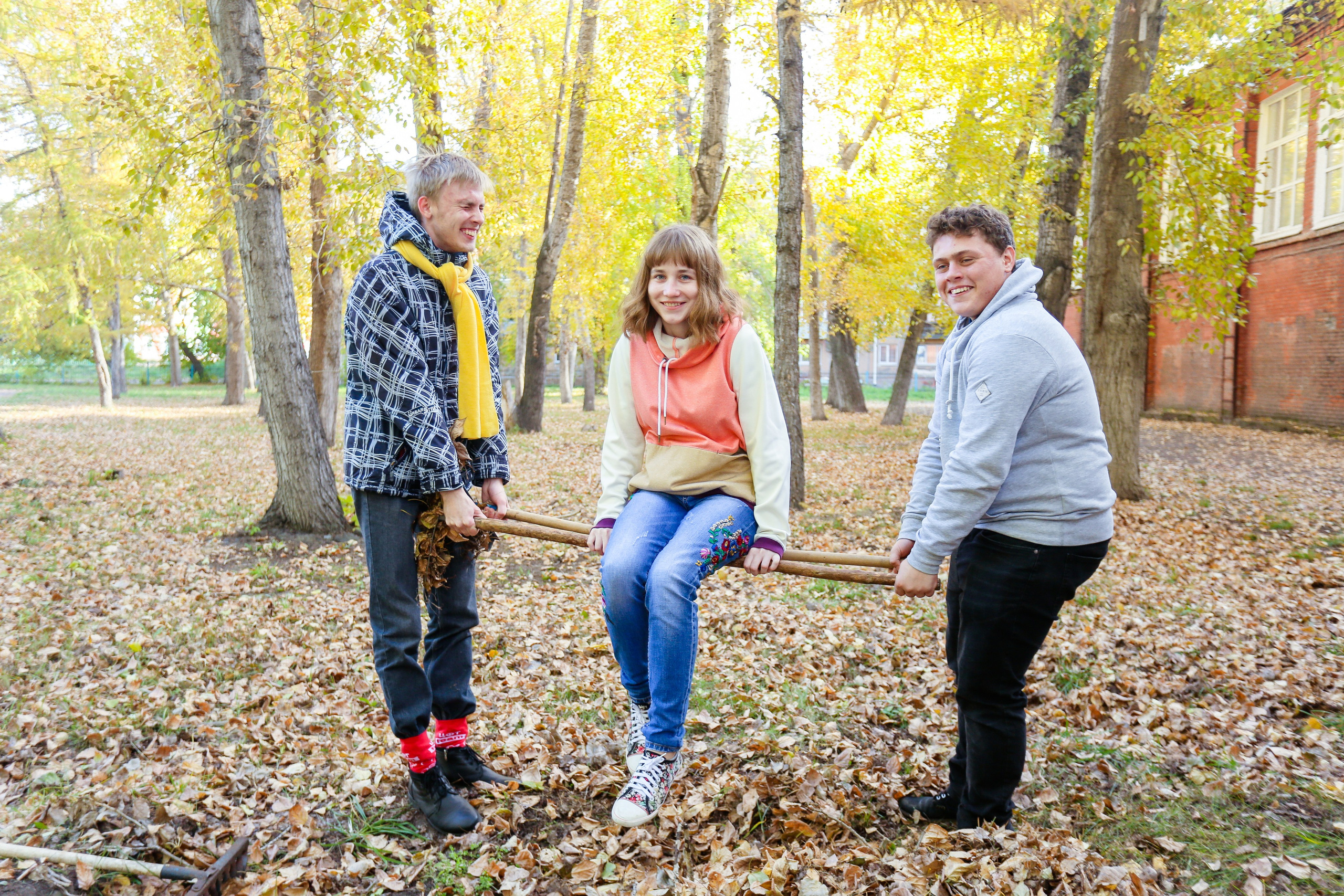 Школьные фотосессии. DaVideo. Фото. Видео. Свадьба. Омск