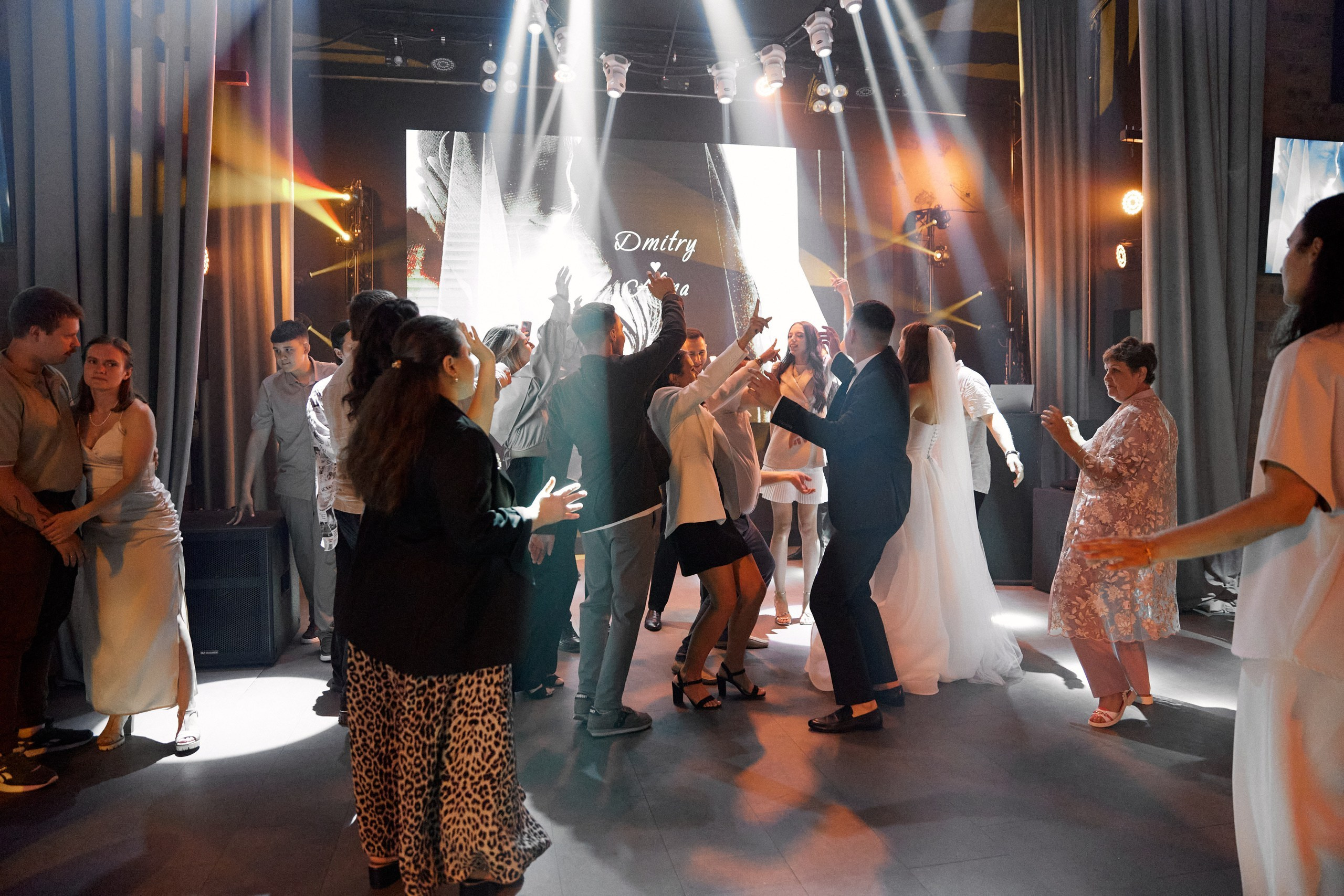 Посмотреть серию. Свадебный и семейный фотограф в Красноярске Тряпчев Павел