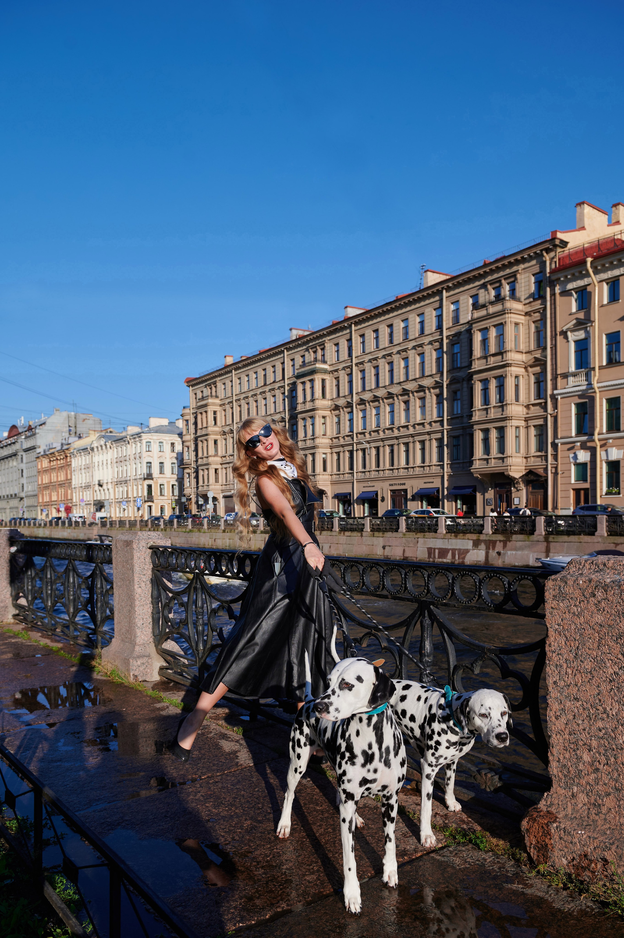 Прогулка Дарьяны по Питеру с долматинцами. Портретный, семейный и свадебный фотограф в Санкт-Петербурге и в Пушкине Ширяев Денис