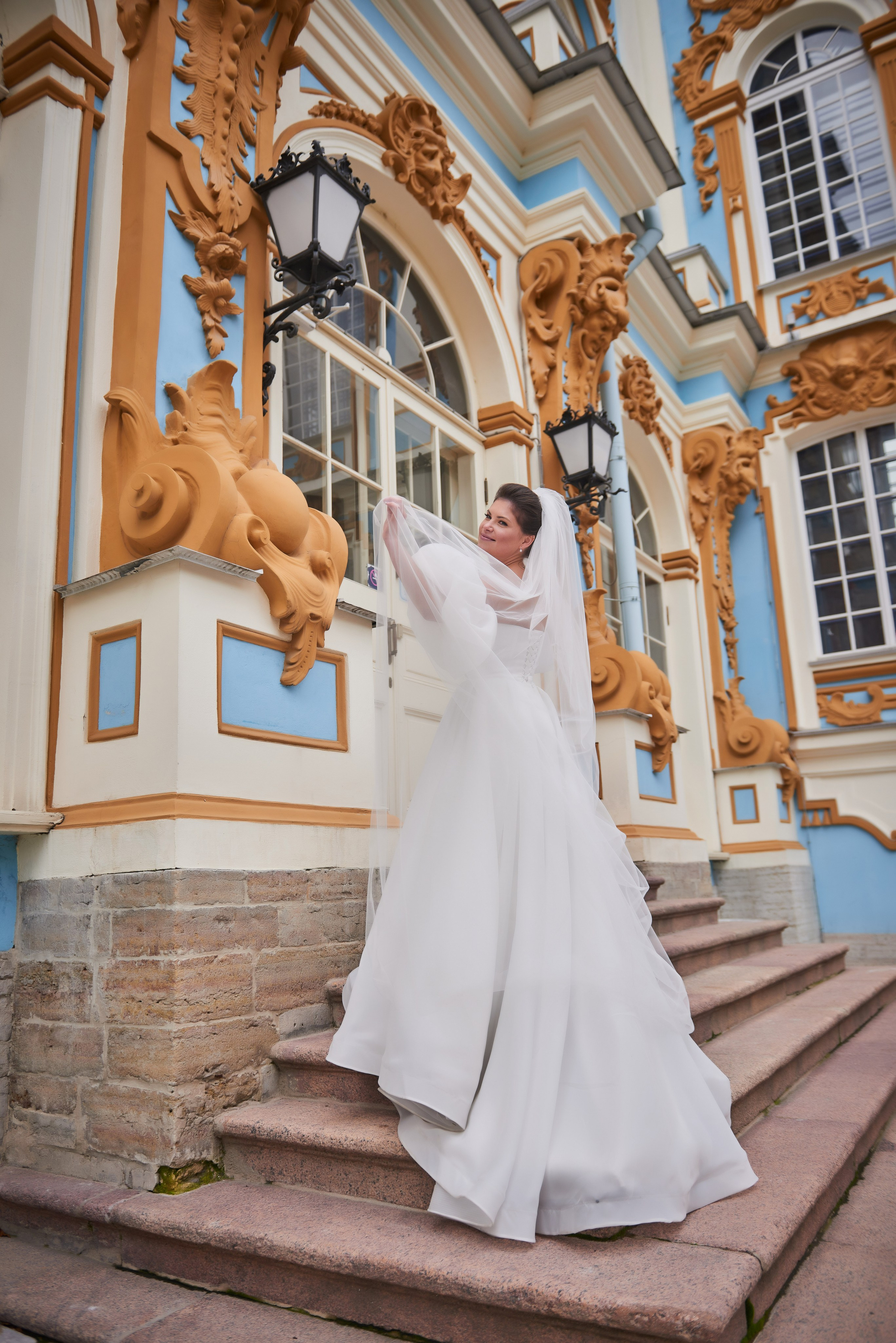 Осенняя свадебная прогулка в Екатерининском парке в Пушкине. Портретный, семейный и свадебный фотограф в Санкт-Петербурге и в Пушкине Ширяев Денис