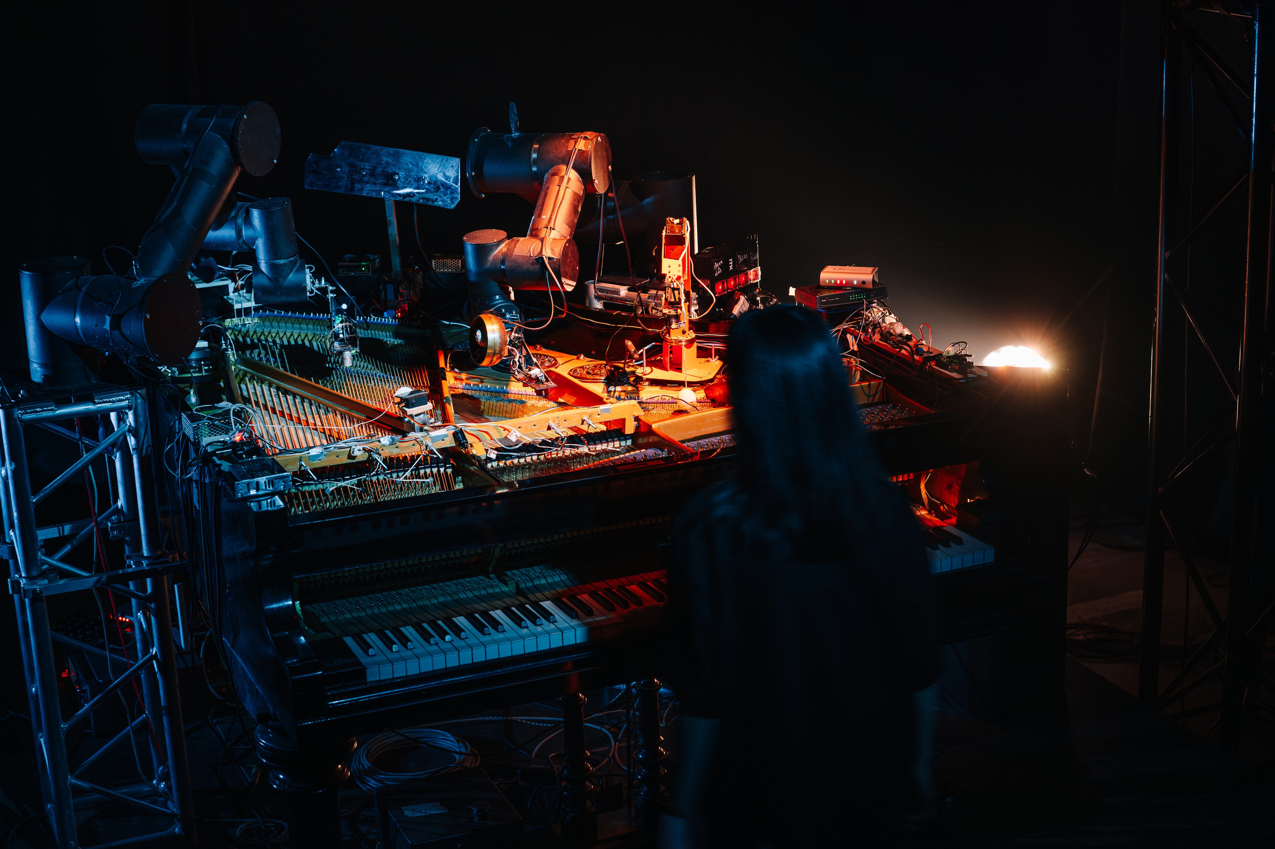 INTERVALS.EXHIBITION. @tomrus: Рустам Шагиморданов — фотограф