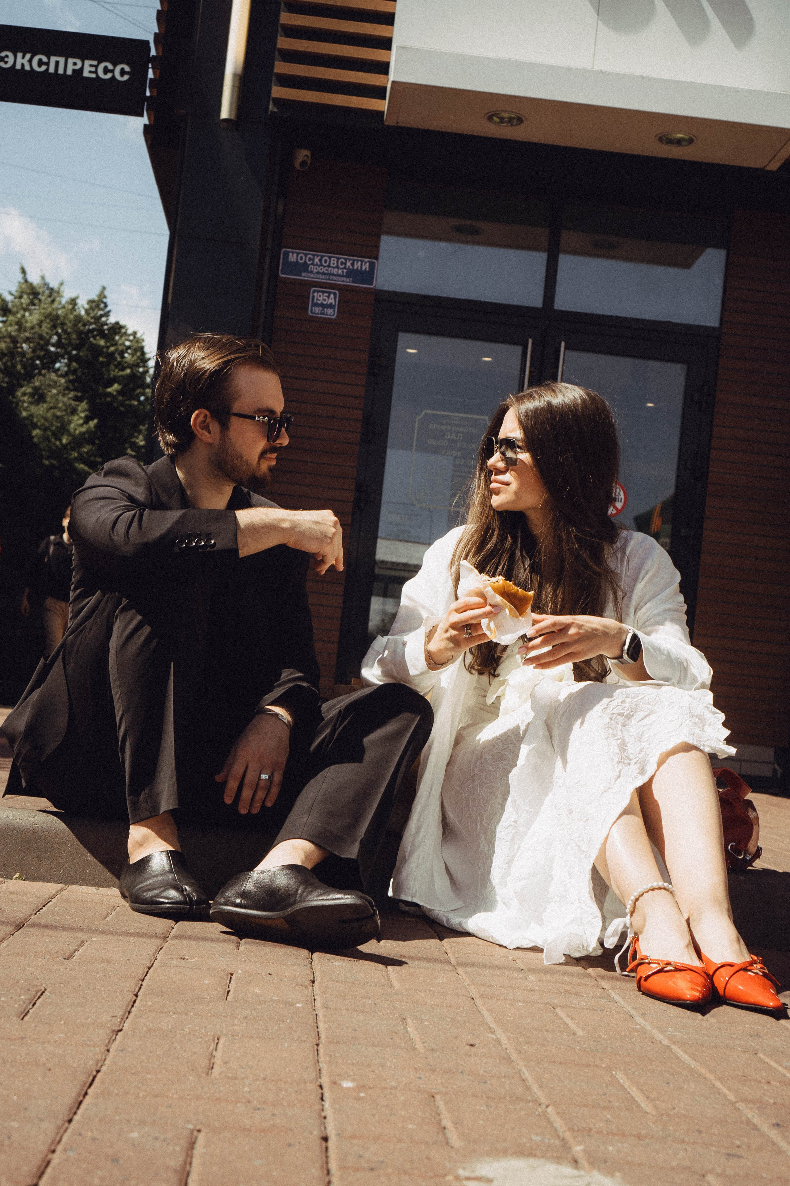 СВАДЕБНАЯ СЬЕМКА В ПАРКЕ ПОБЕДЫ И ПРОГУЛКА ПО МОСКОВСКОМУ ПРОСПЕКТУ. Профессиональный фотограф, Санкт-Петербург — Виктория Богомолова