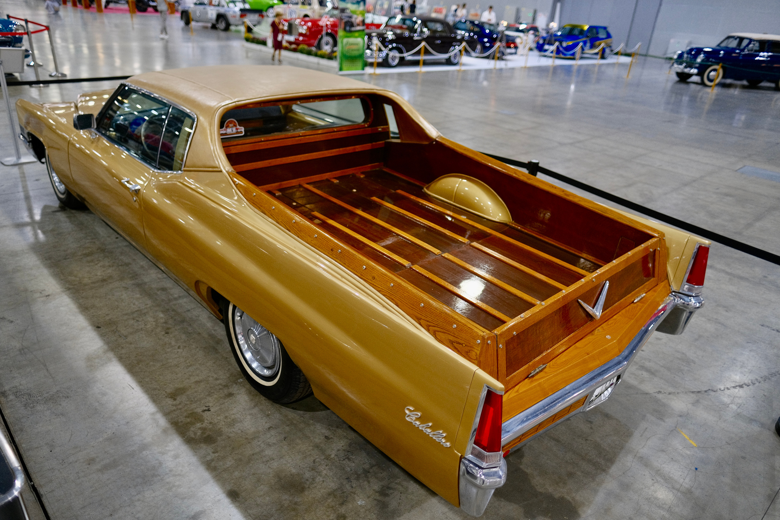 Олдтаймер Галерея 2022 Илья Сорокин Москва Крокус Экспо ретро автомобили, автомобильный фотограф Антон Медведев, авто фотограф, icoguar