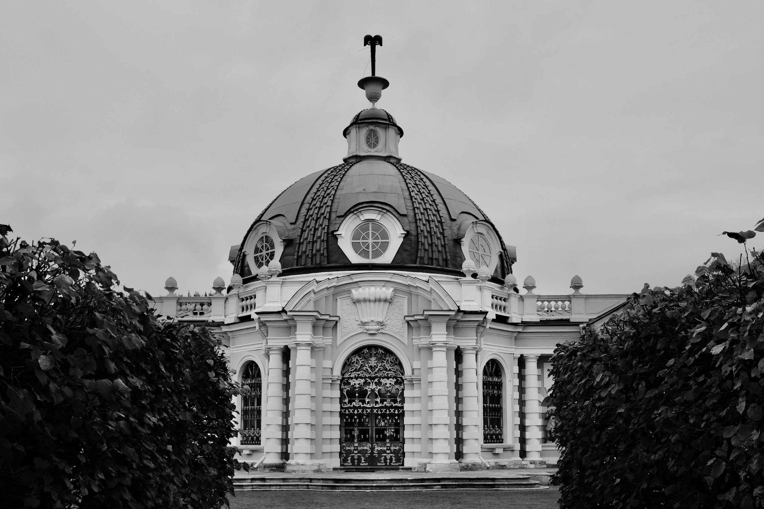 Музей-усадьба Кусково. Цвет. Авто и мотоспорт — фотограф Антон Медведев iCoguar