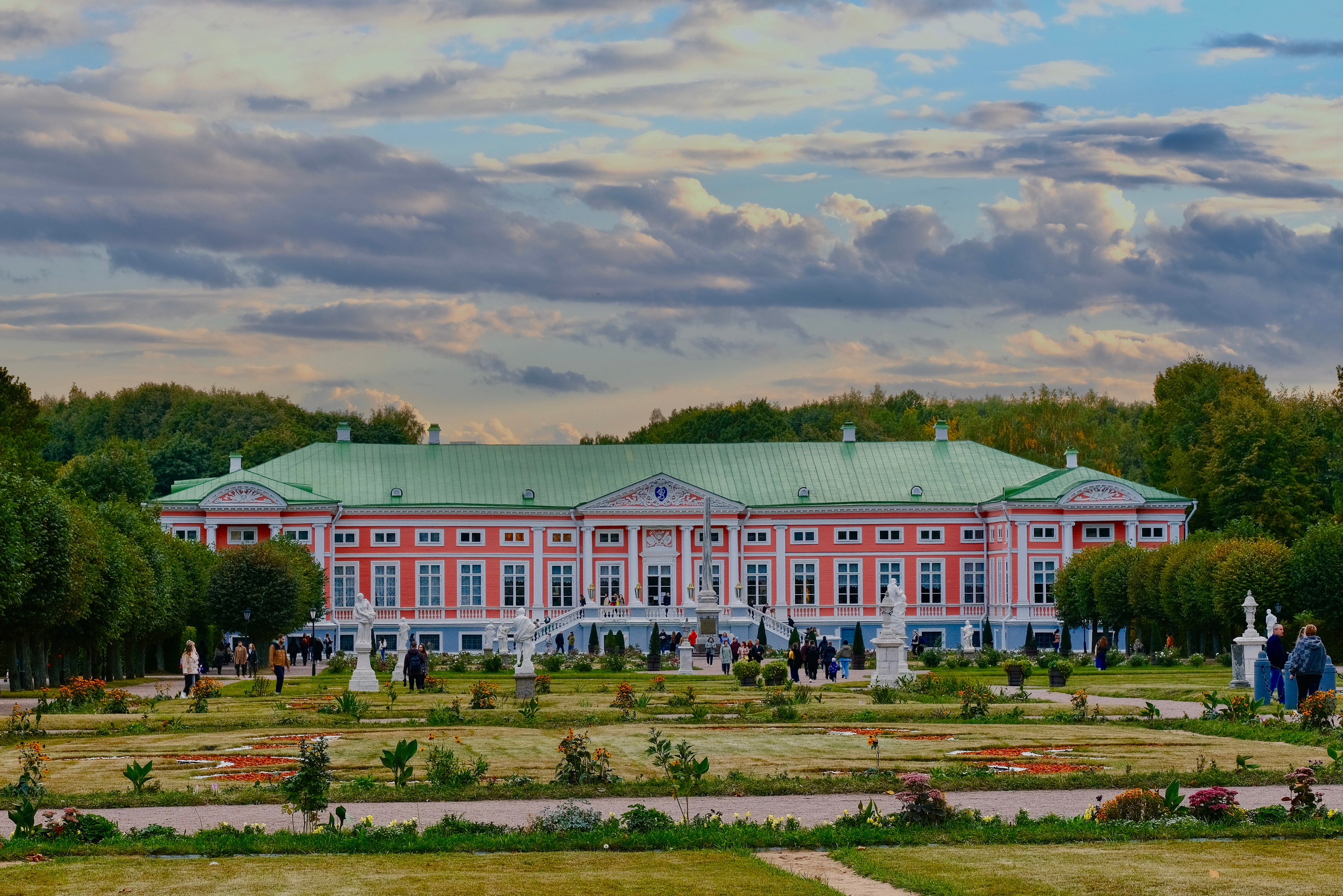 Музей-усадьба Кусково. Монохром. Авто и мотоспорт — фотограф Антон Медведев iCoguar