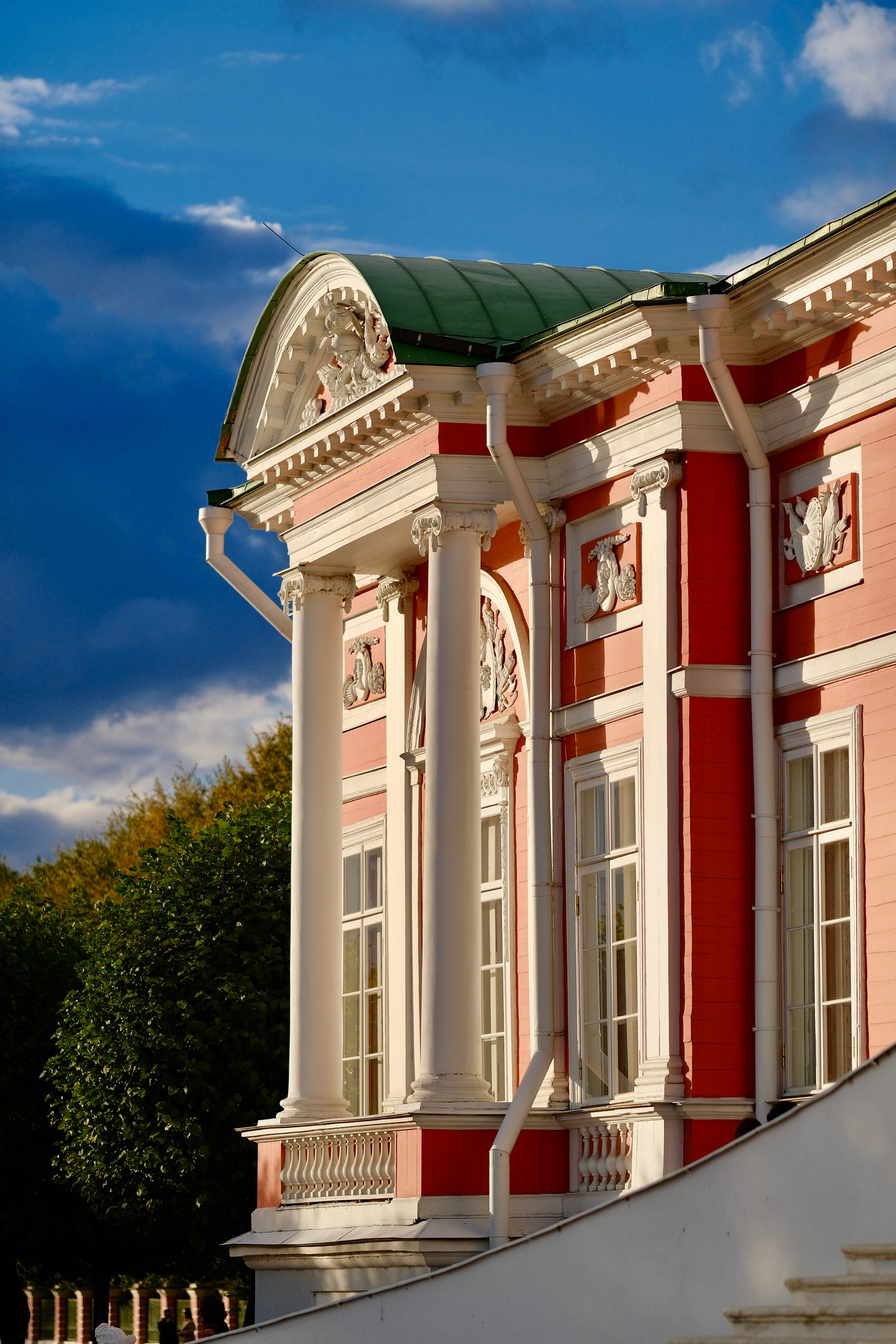 Музей-усадьба Кусково. Монохром. Авто и мотоспорт — фотограф Антон Медведев iCoguar