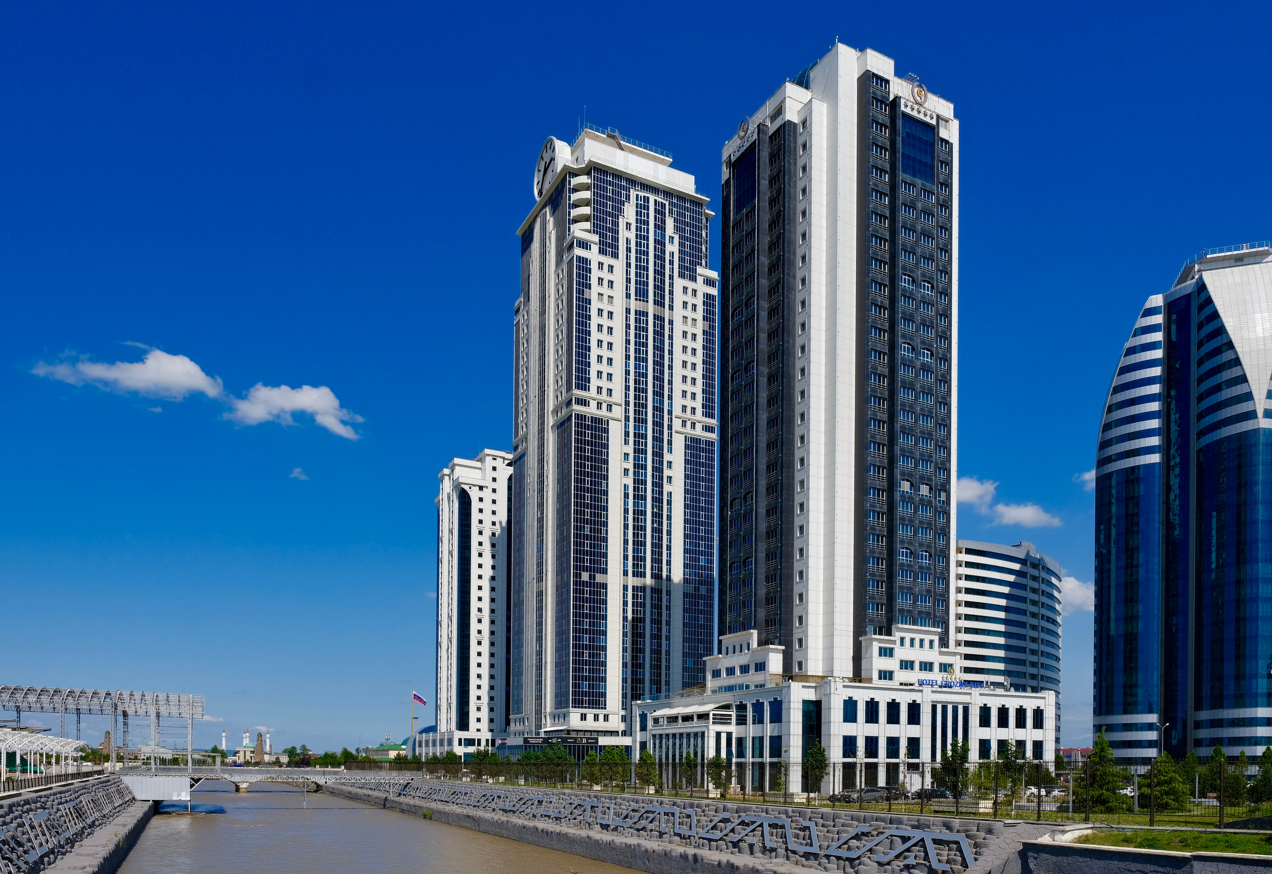 Грозный. Столица Чеченской Республики. Авто и мотоспорт — фотограф Антон Медведев iCoguar