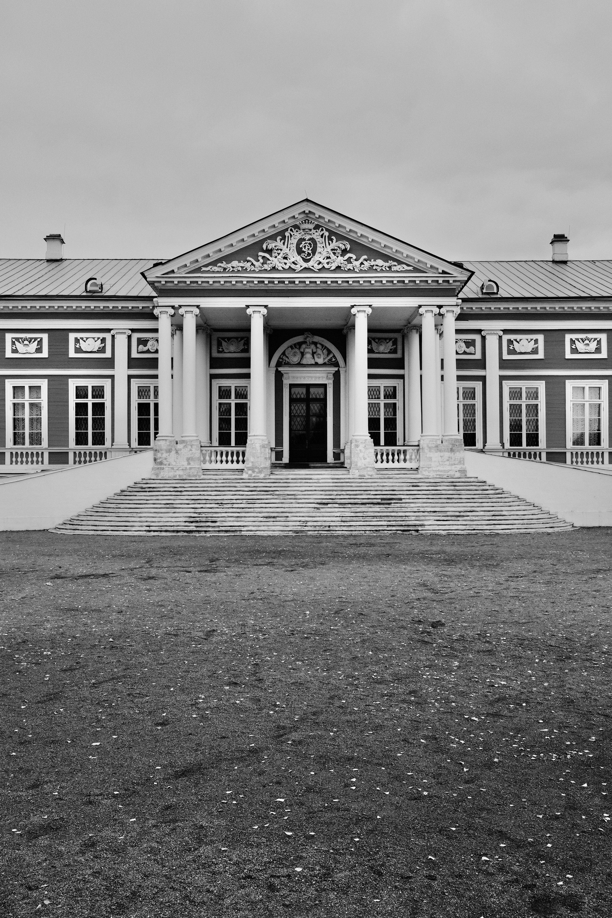 Музей-усадьба Кусково. Цвет. Авто и мотоспорт — фотограф Антон Медведев iCoguar