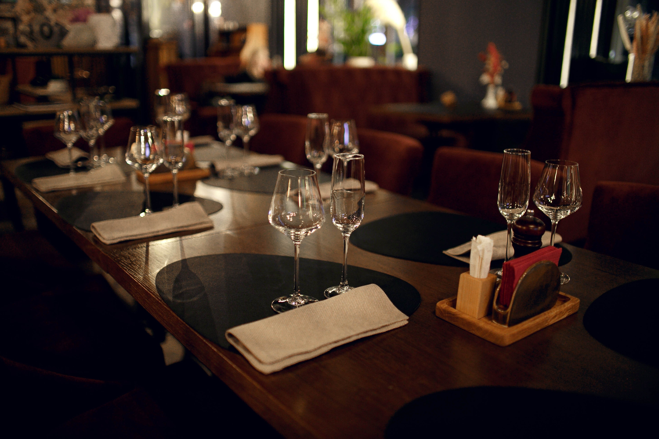 «Март». Ваш репортажный фотограф Артемий Антонов