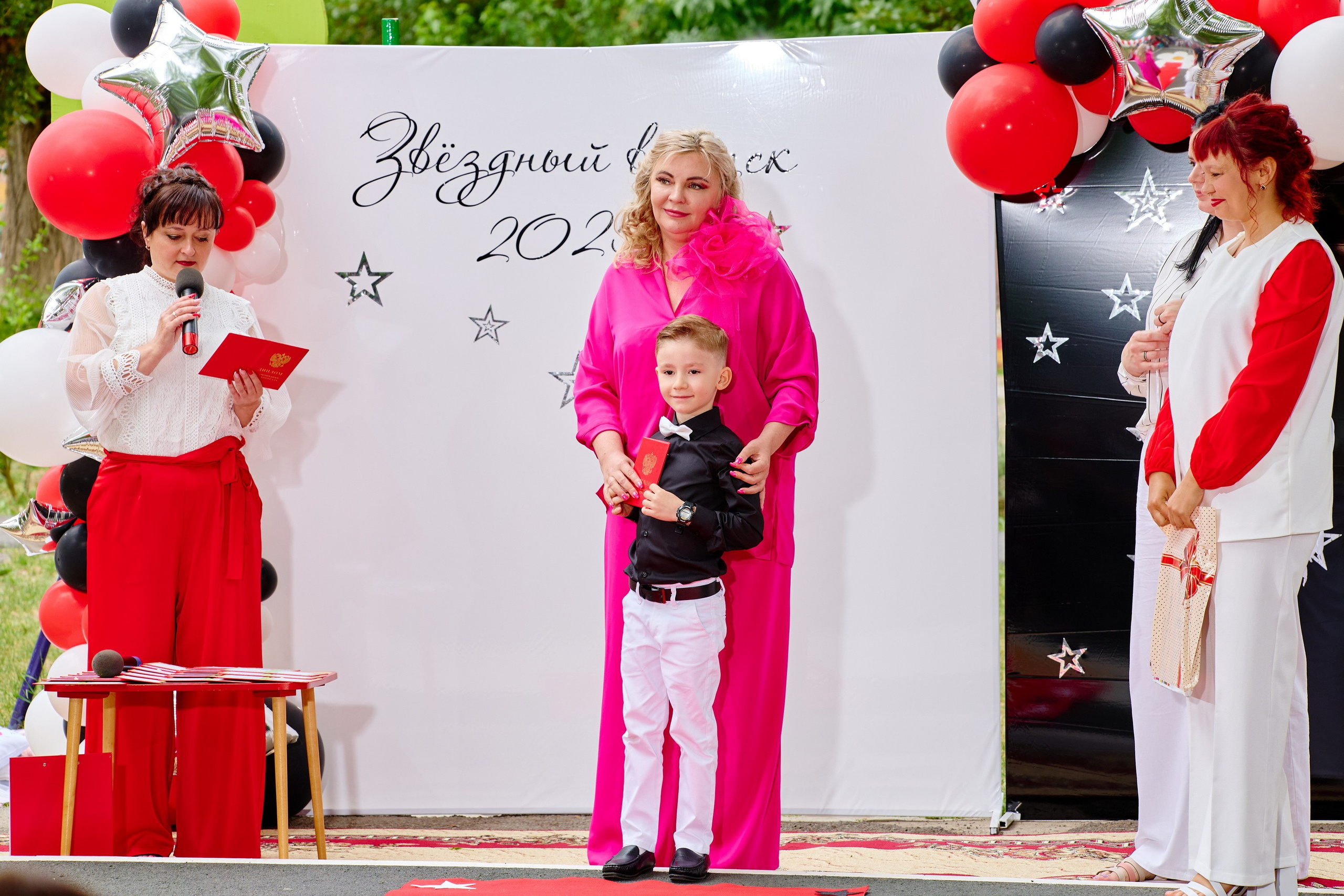 Выпускной 45 сад. Фотограф Выпускные альбомы Таганрог Сергей Коробченко