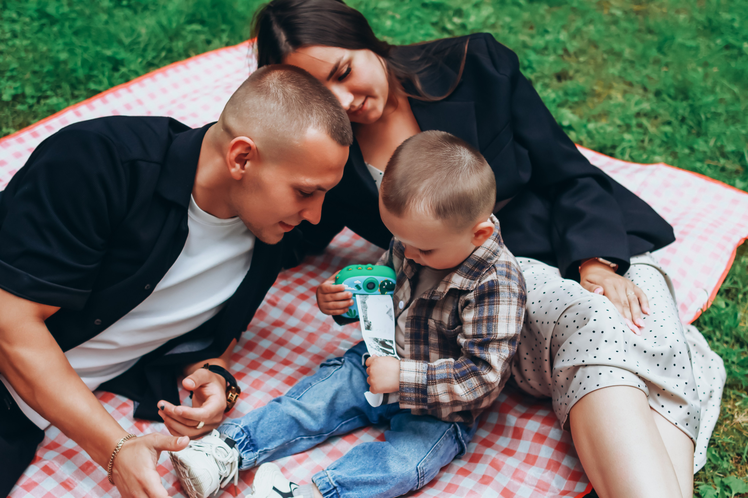 Семейная фотосессия в летнем парке, Екатеринбург. Фотограф в Екатеринбурге Пойгина Елена