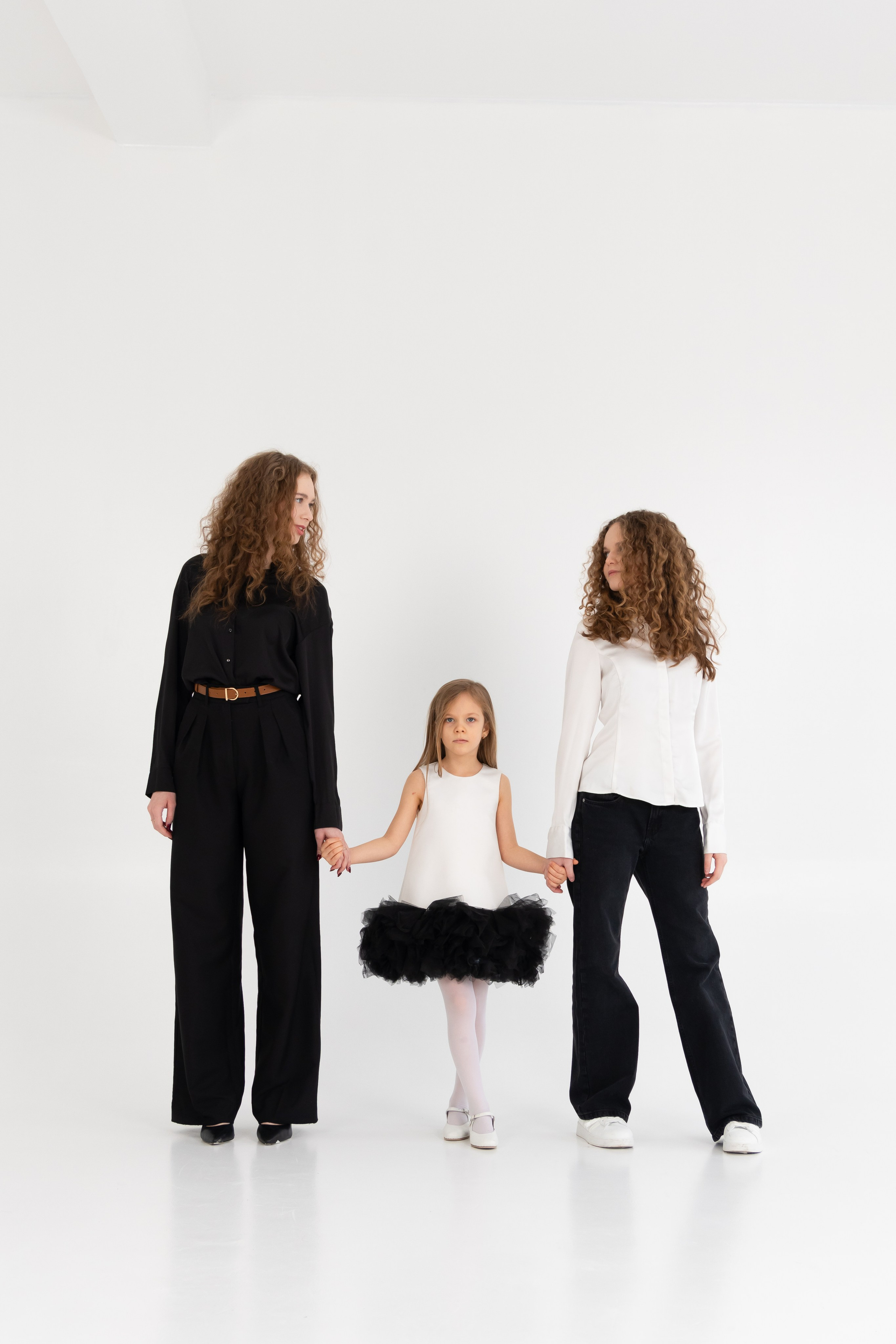 Давыдовых много не бывает! Семейная фотосессия в студии. Фотограф в Екатеринбурге Пойгина Елена