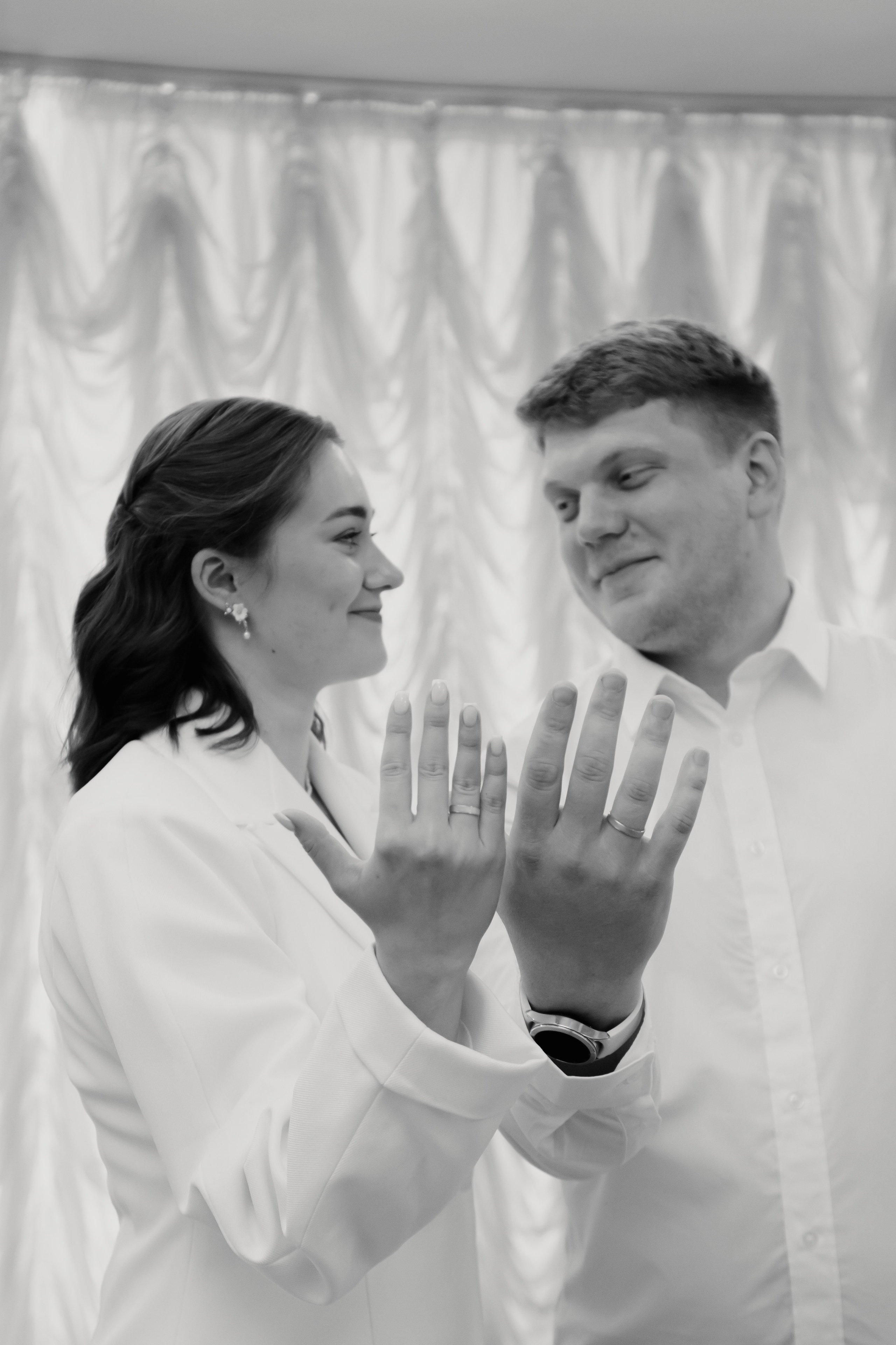 Никита и Елизавета. Свадебная фотосъёмка в ЗАГСе, Екатеринбург. Фотограф в Екатеринбурге Пойгина Елена