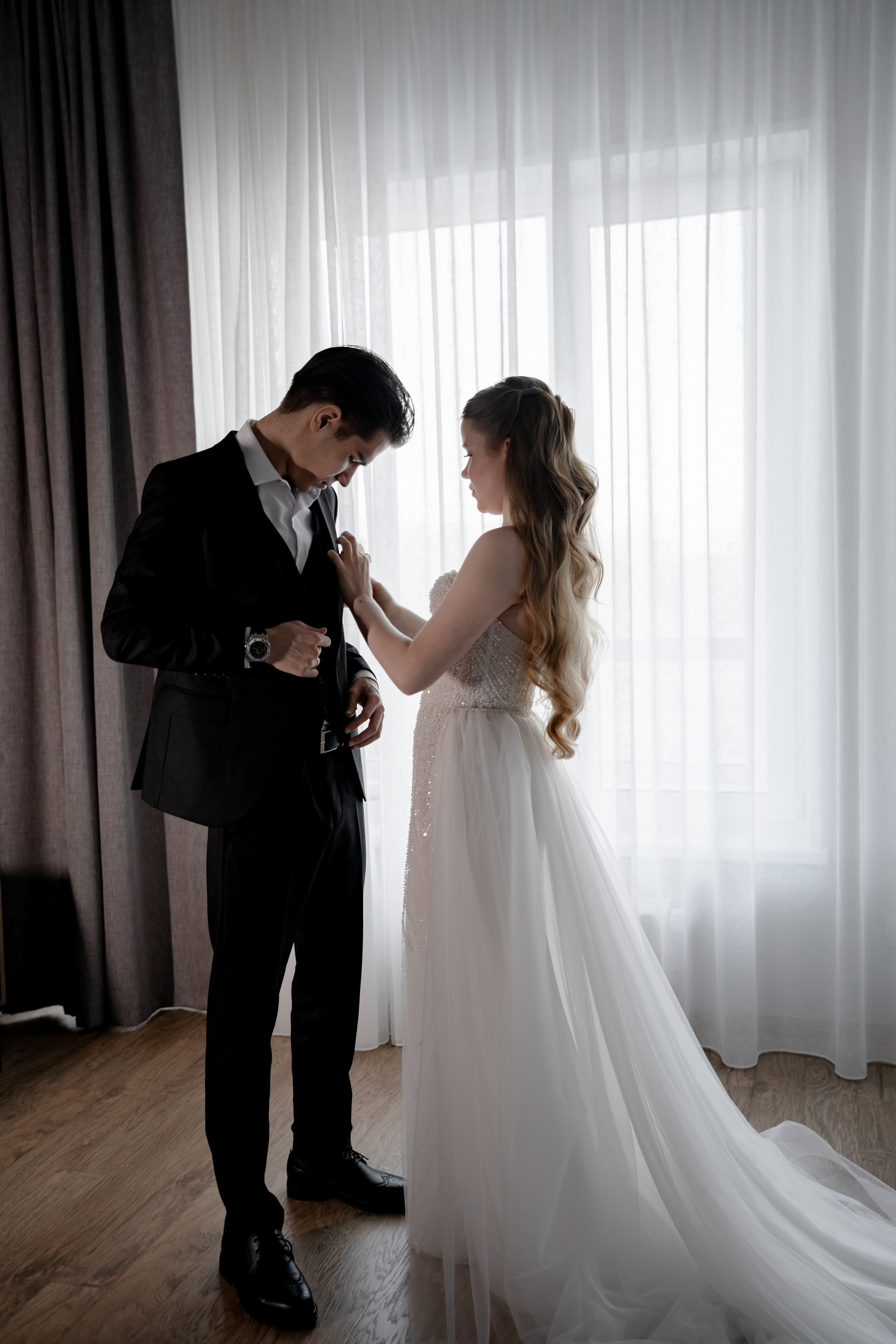 СВАДЕБНАЯ СЬЕМКА СБОРОВ В ОТЕЛЕ И ВЫЕЗД НА ЦЕРЕМОНИЮ (СНЯТО В СИБИРЕ В НИЖНЕВАРТОВСКЕ)М. Профессиональный фотограф, Санкт-Петербург — Виктория Богомолова