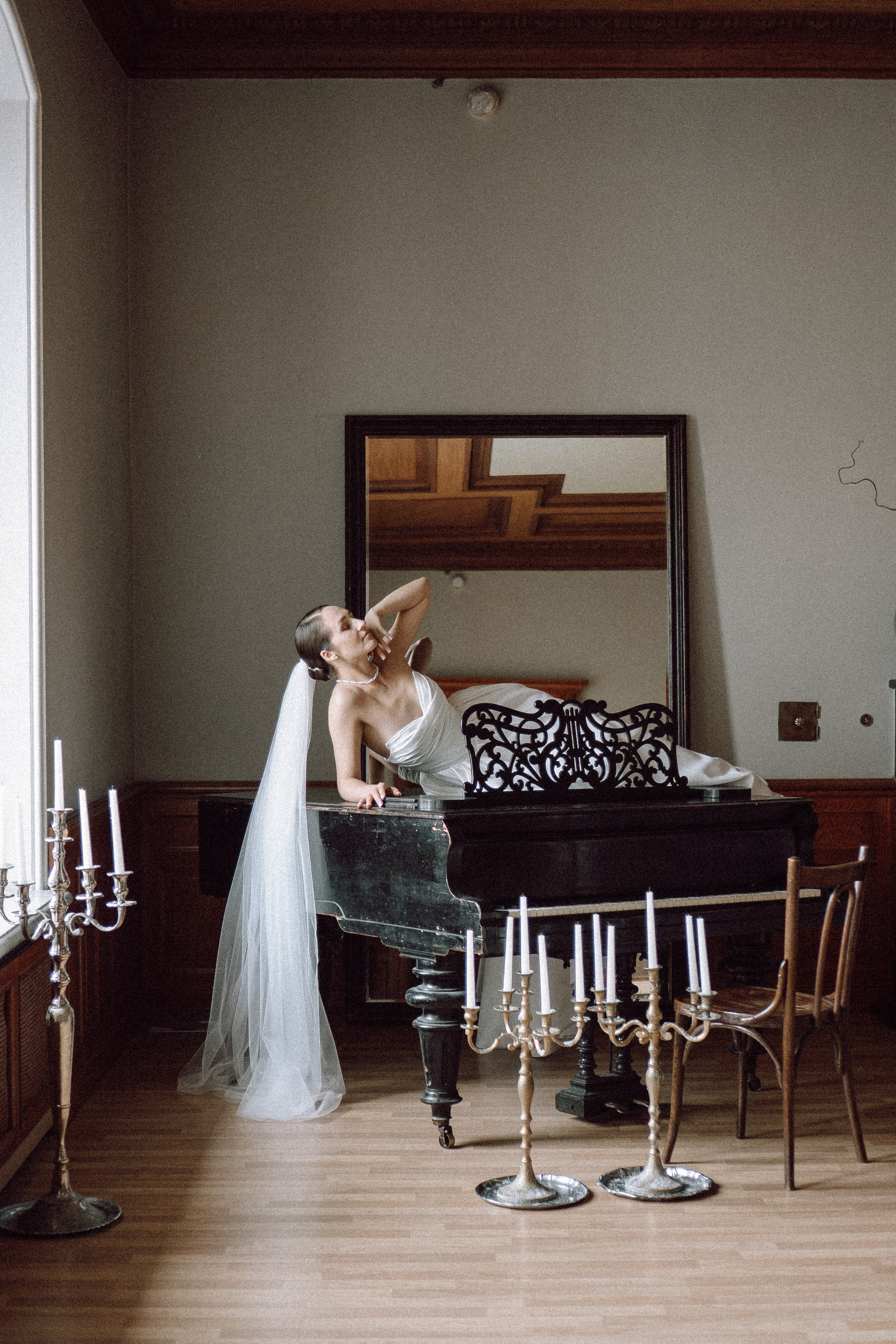 СВАДЕБНАЯ ПРОГУЛКА В САНТК-ПЕТЕРБУРГЕ (ИСАКИЕВСКИЙ СОБОР, ЗИМНЯЯ КАНАВКА, ЭРМИТАЖ И БОЛЬШАЯ МОРСКАЯ УЛИЦА). Профессиональный фотограф, Санкт-Петербург — Виктория Богомолова