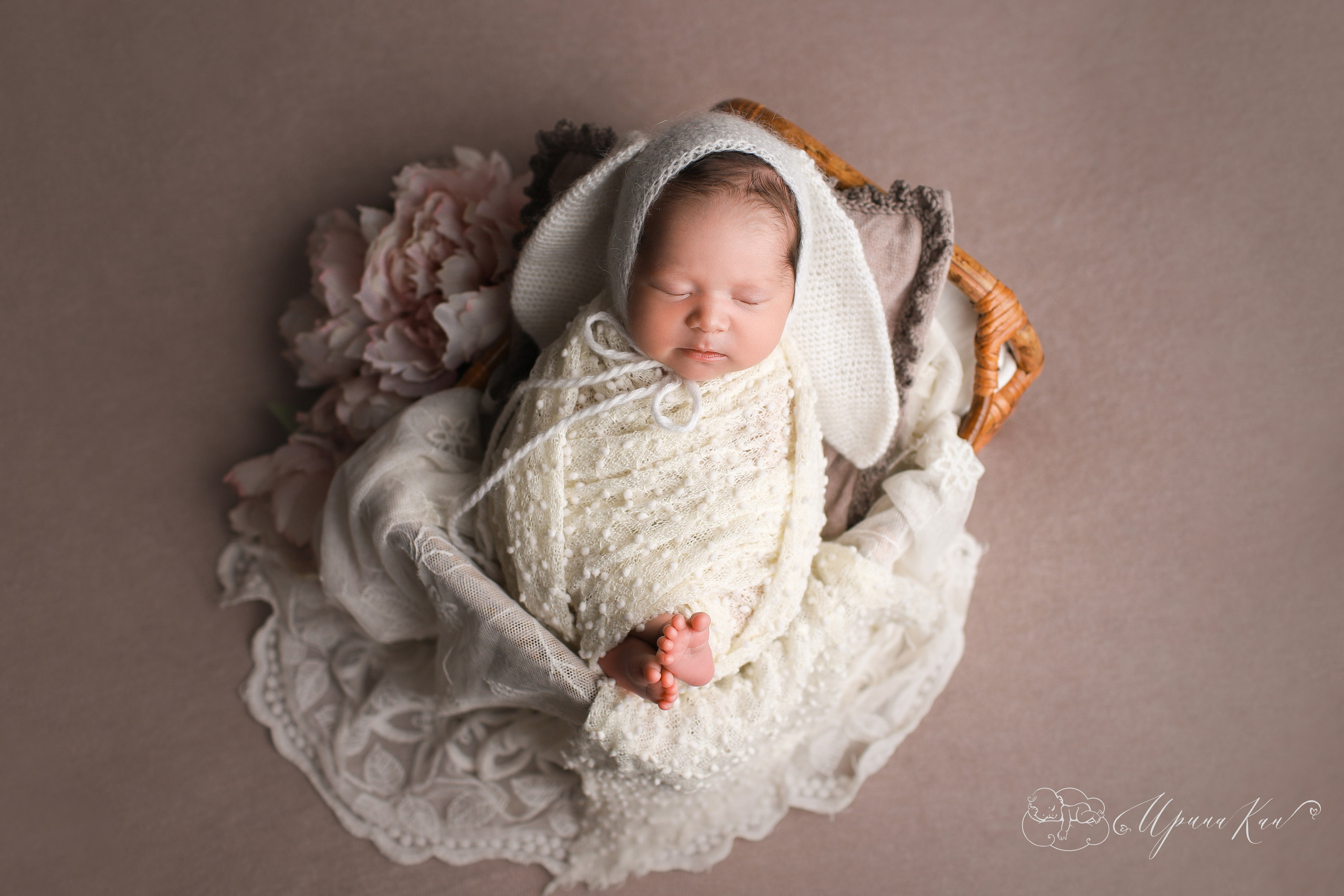Новорожденная фотосессия для девочек. Ирина Кан Фотограф новорожденных в Екатеринбурге