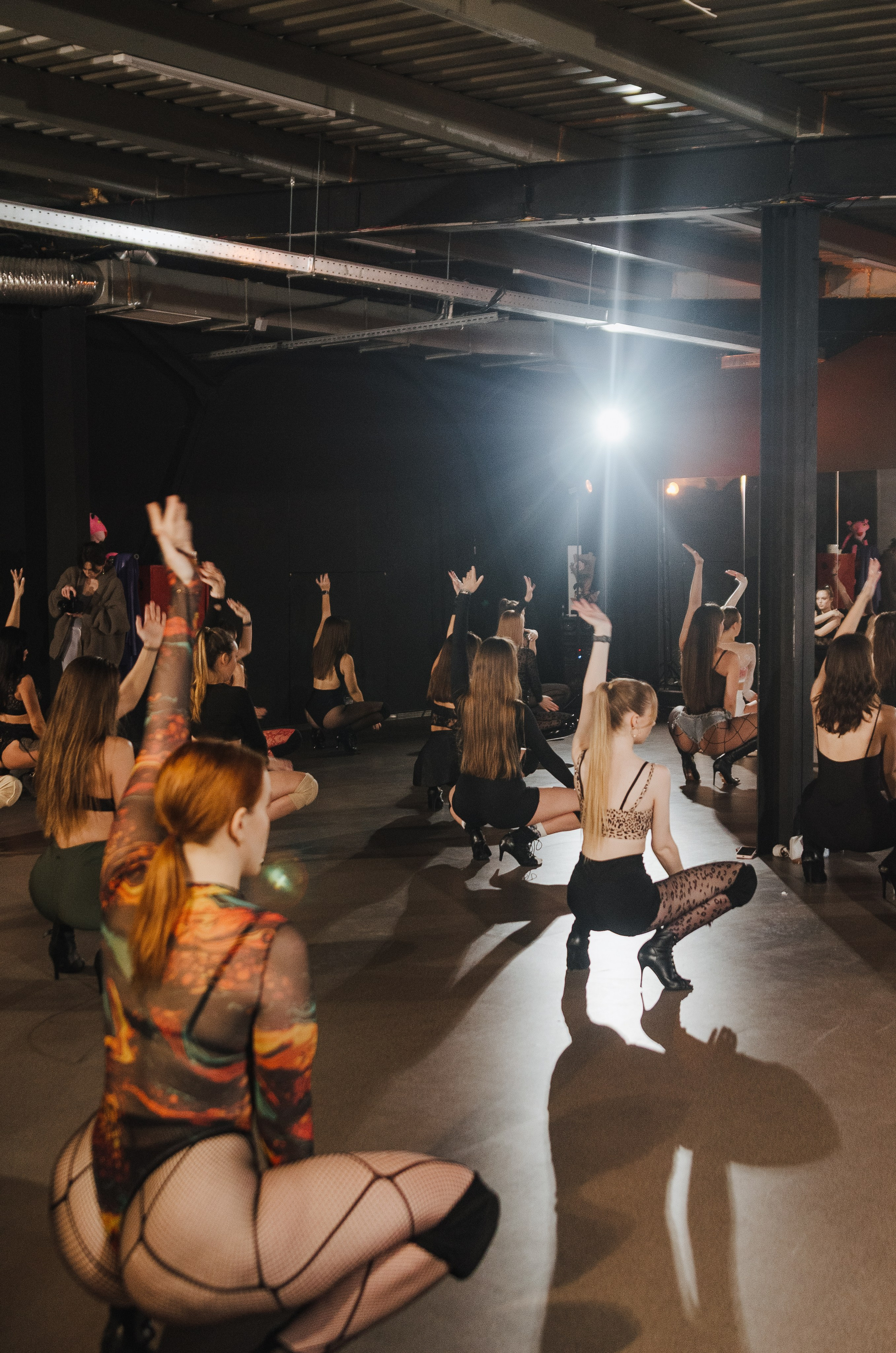 Мастер-классы по High Heels/Girly hip-hop от Оксаны ATTA. Денисова Аля — фотограф для парных съемок и индивидуальных историй в Барнауле