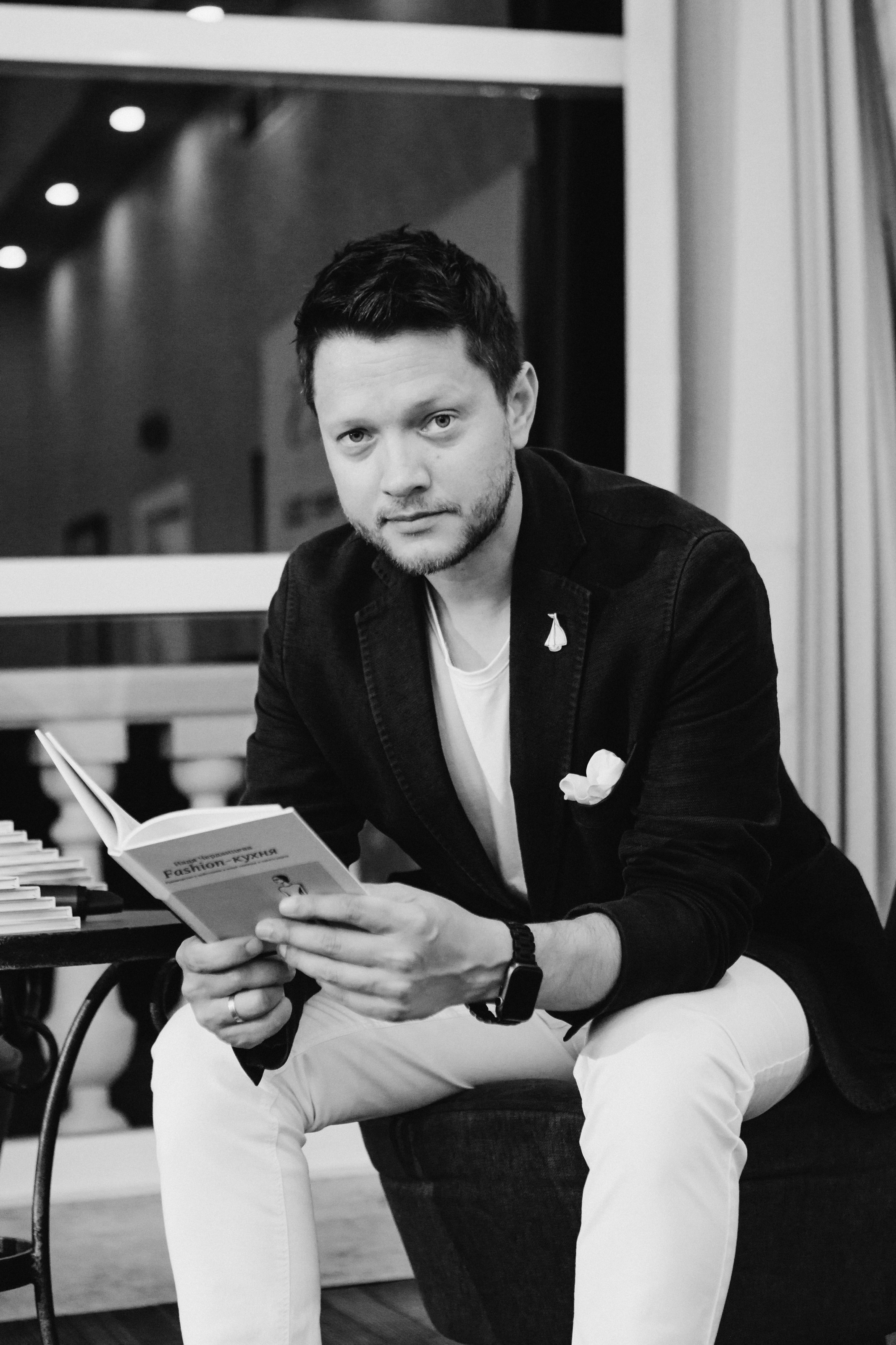 W.Talks. Photographer in Batumi, Georgia Pavel Sharnikov