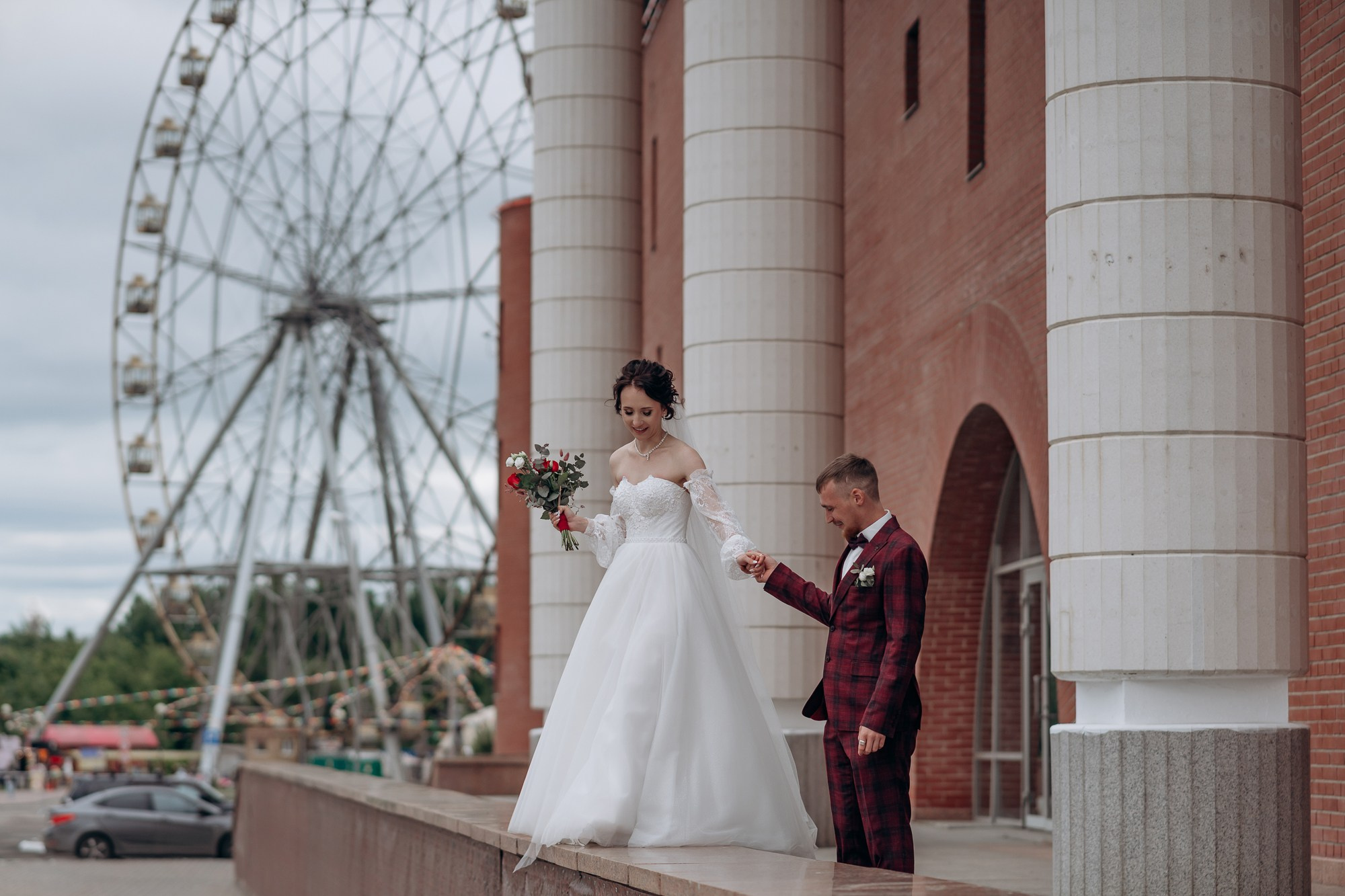 Свадебная фотосессия летом с выездной регистрацией. Свадебный и репортажный фотограф в Ярославле Евгений Сальников