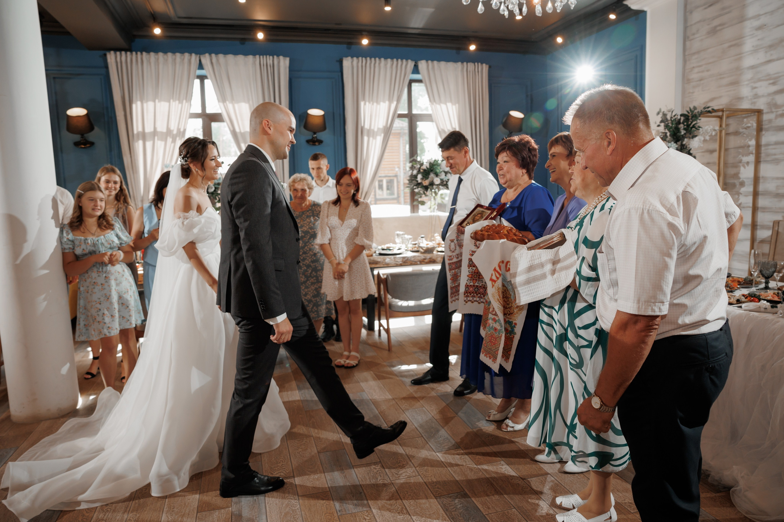 Полина и Дмитрий, загородный клуб «Барин», ЗАГС в г. Пушкино. Свадебный и репортажный фотограф (Москва, Королев и другие)