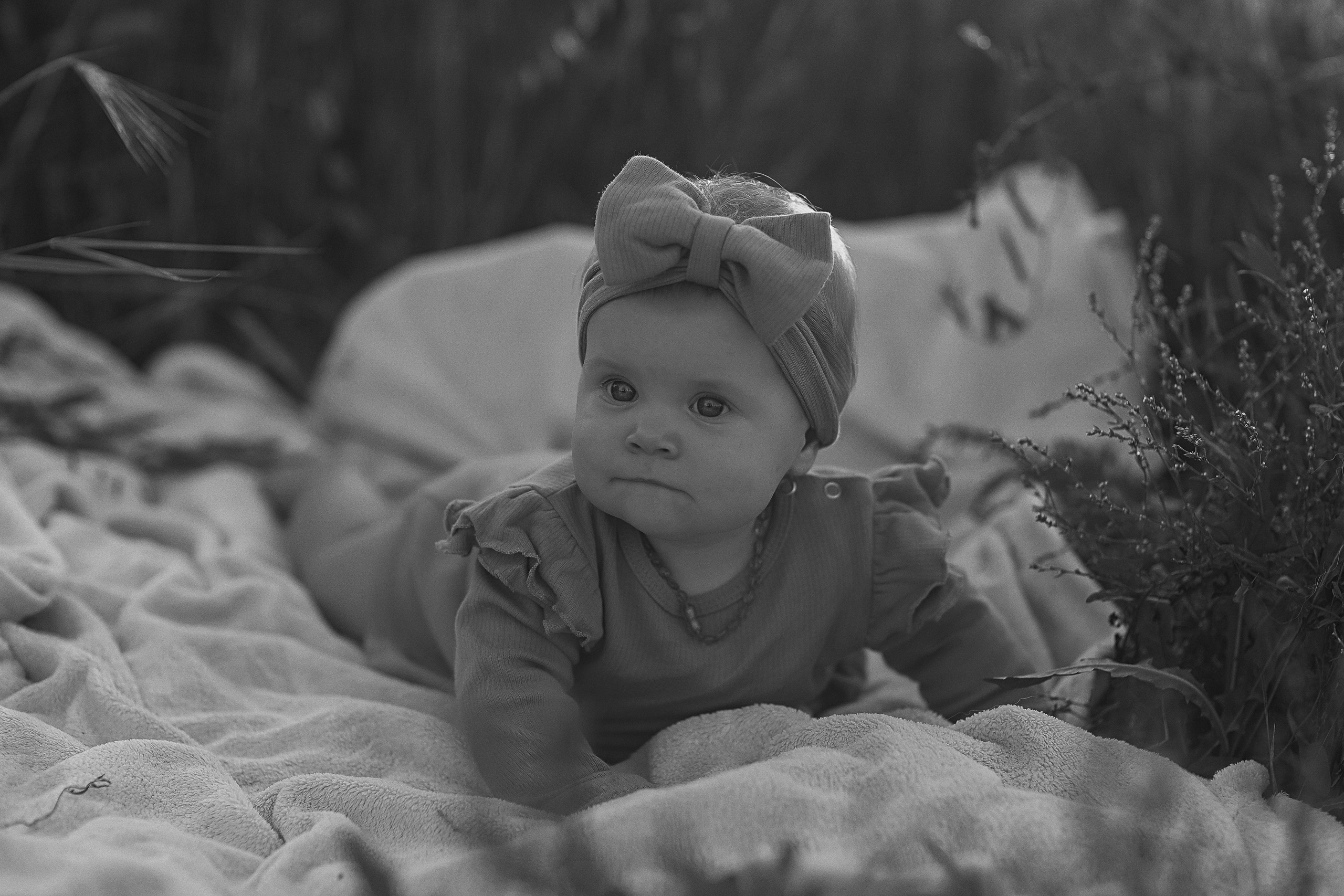 Закатное поле семейная. Семейный фотограф Тюмень, фотограф на роды Салмина Мария