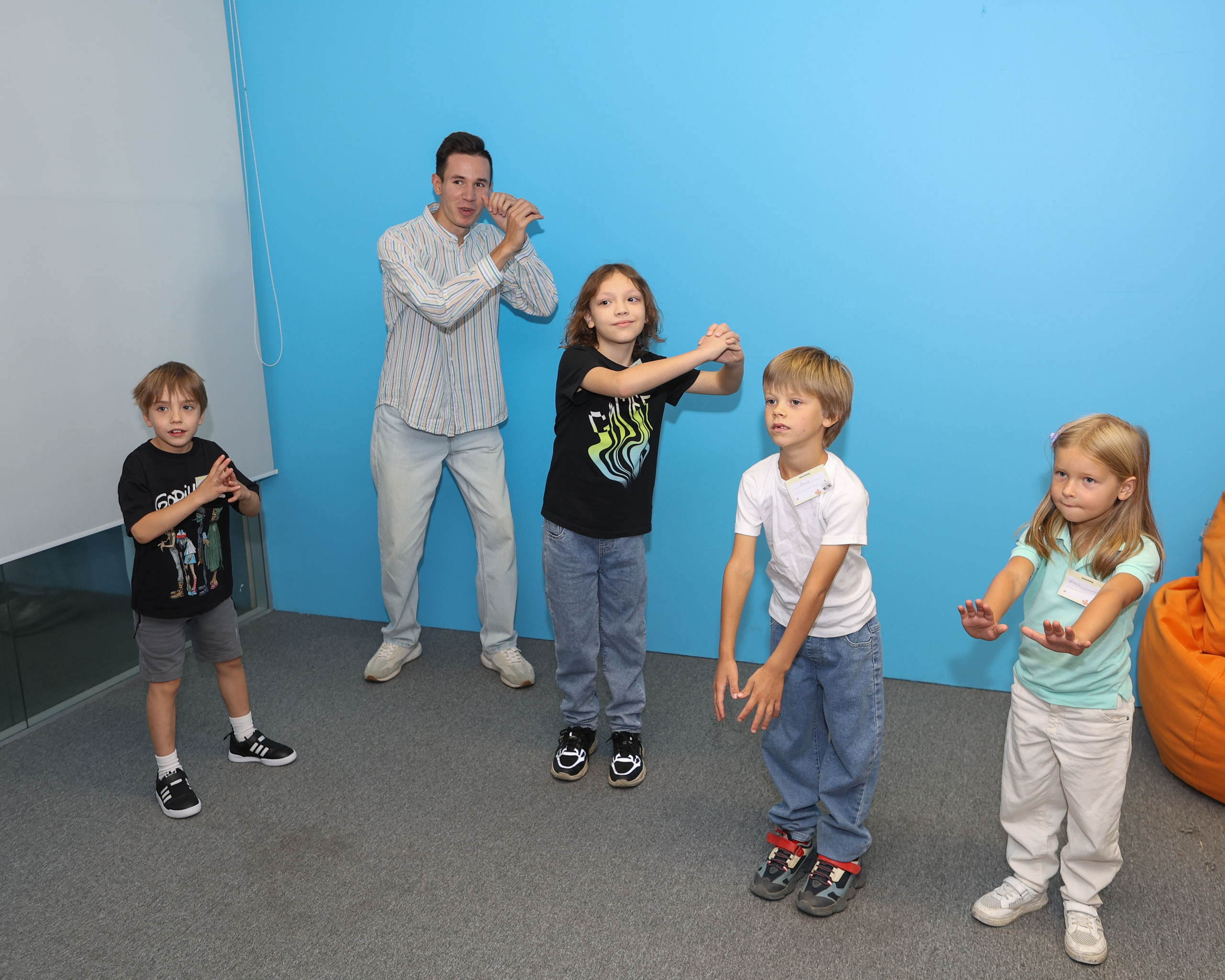 Новый учебный год в Школе Фоксфорд 1-2 классы. Выпускные альбомы и школьный фотограф в Подольске, Троицке, Щербинке, Москве и Московской области