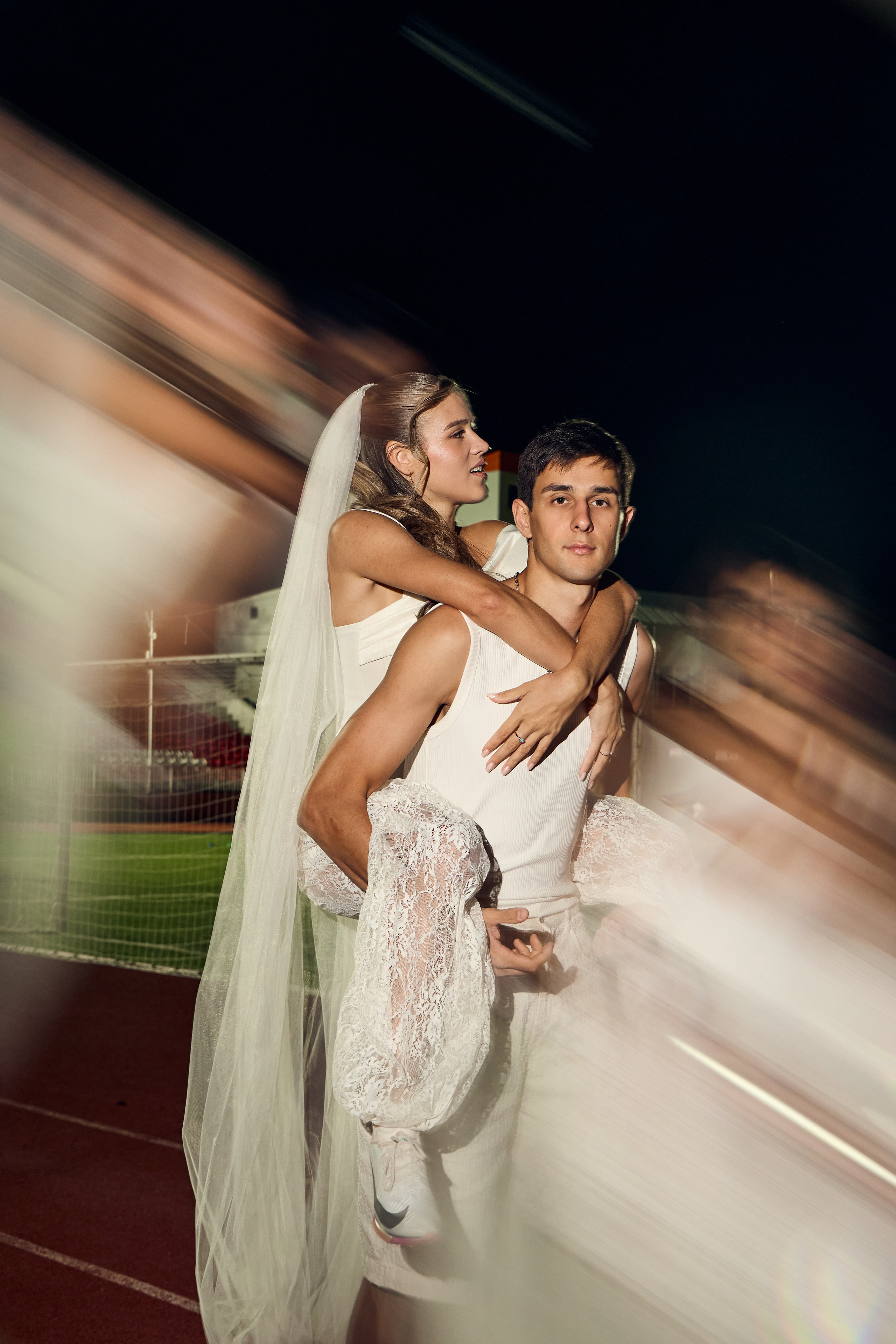 Love-story на стадионе. Свадебный фотограф в Армавире Николай Манвелов