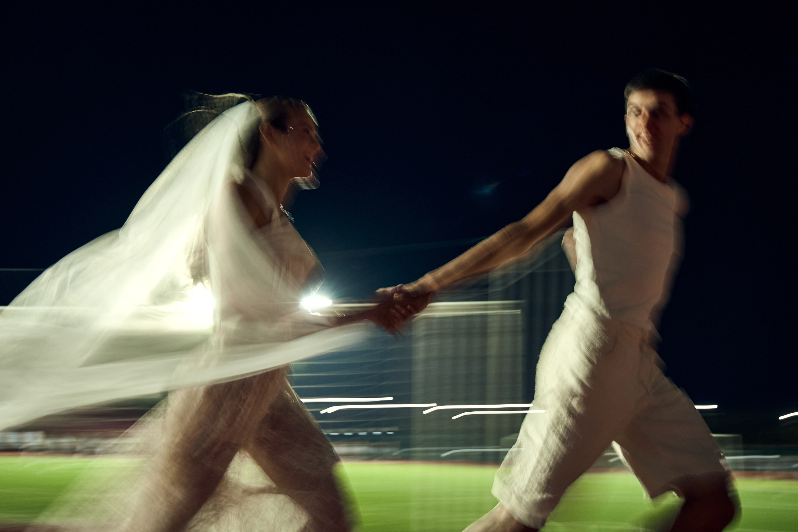 Love-story на стадионе. Свадебный фотограф в Армавире Николай Манвелов