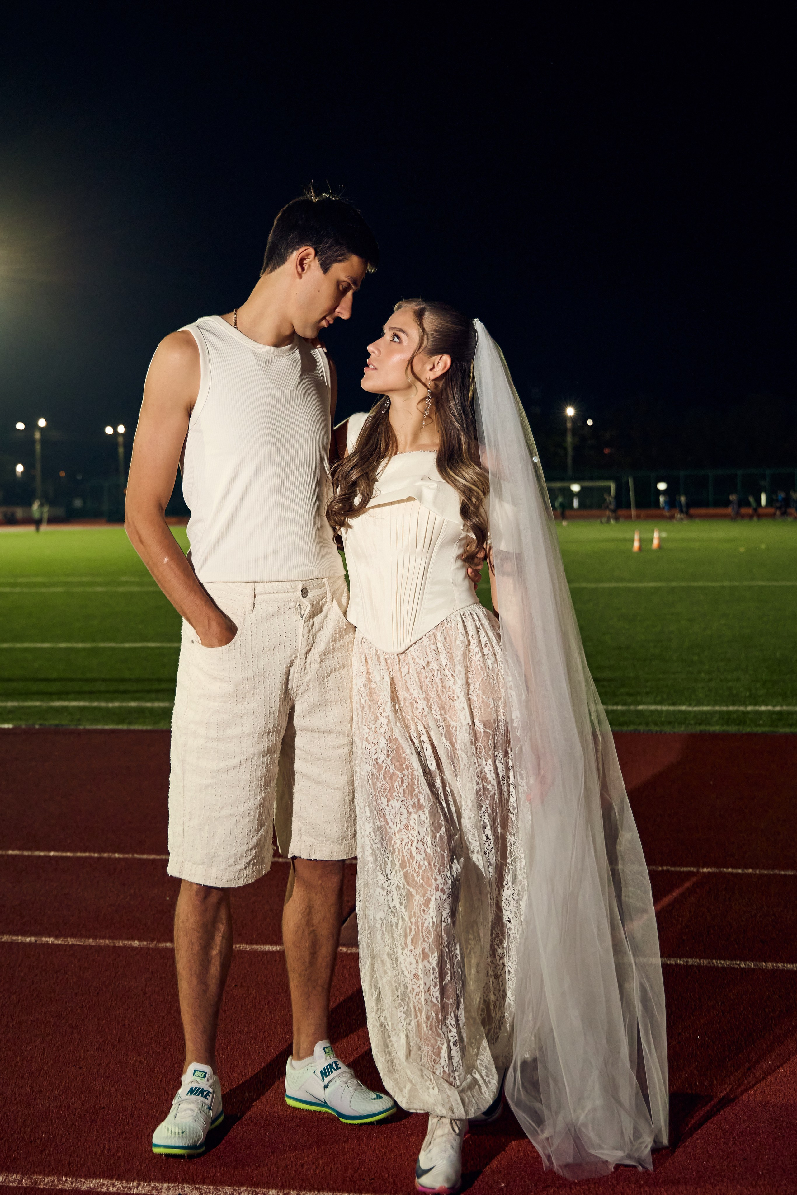 Love-story на стадионе. Свадебный фотограф в Армавире Николай Манвелов
