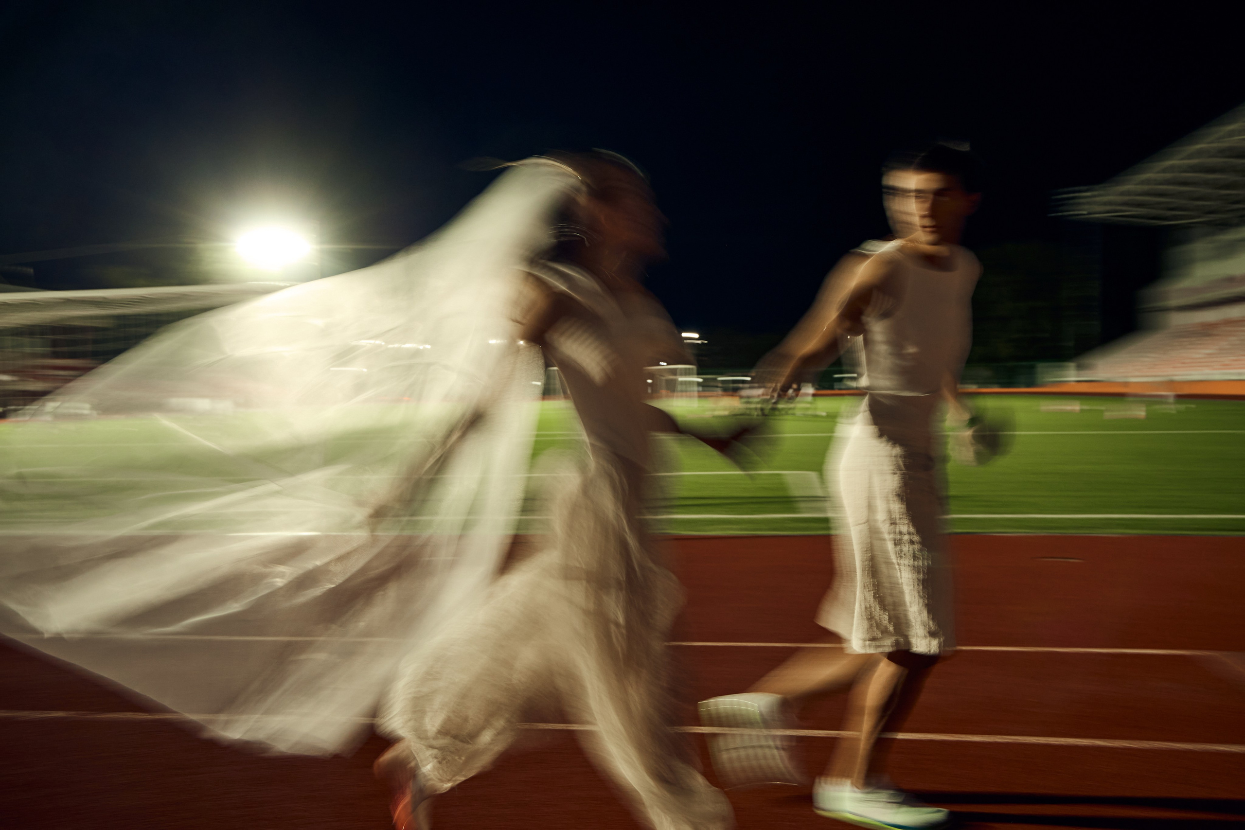 Love-story на стадионе. Свадебный фотограф в Армавире Николай Манвелов
