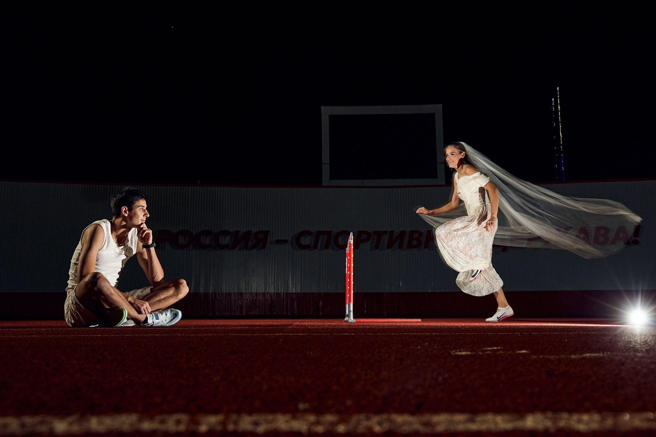 Love-story на стадионе. Свадебный фотограф в Армавире Николай Манвелов