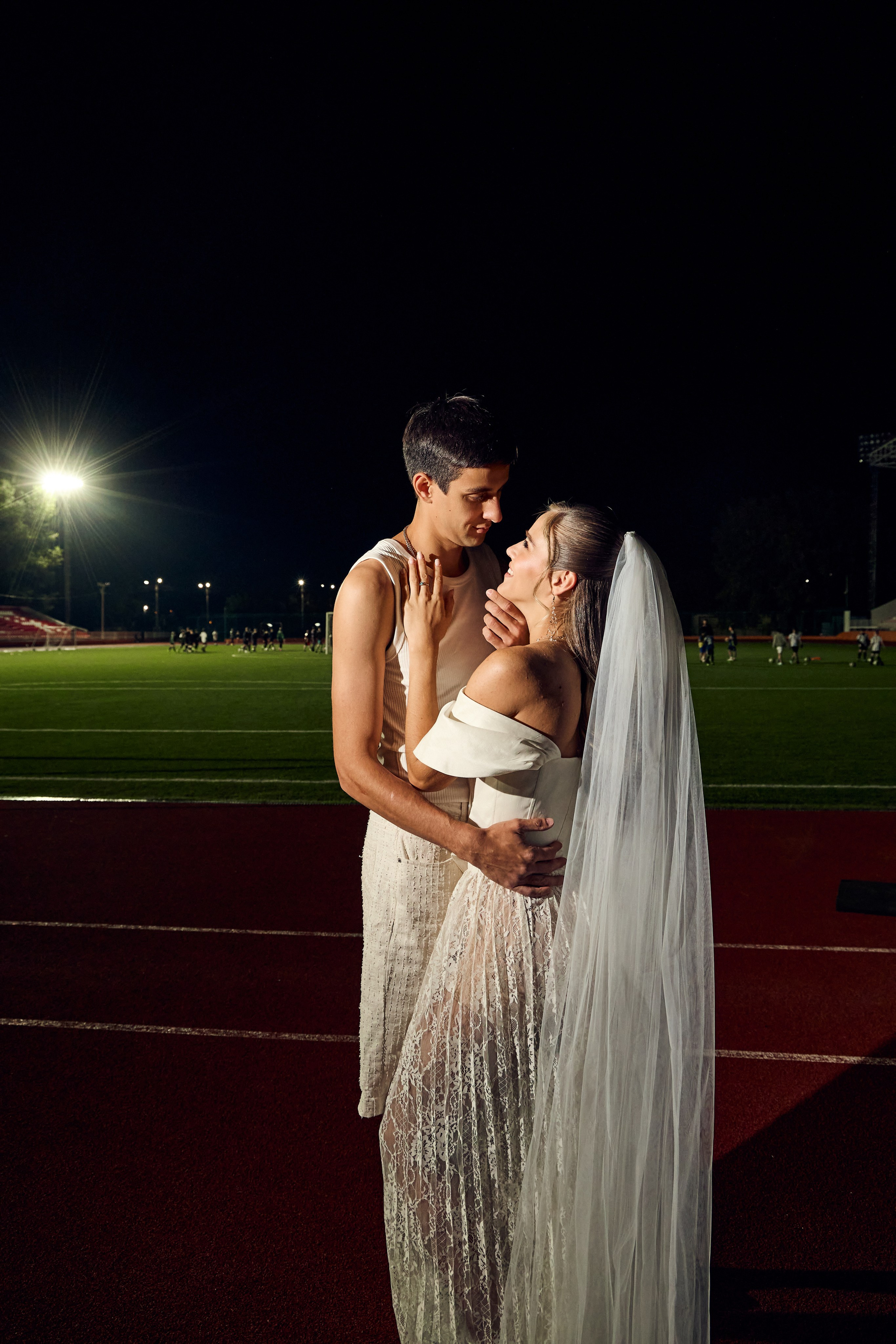 Love-story на стадионе. Свадебный фотограф в Армавире Николай Манвелов