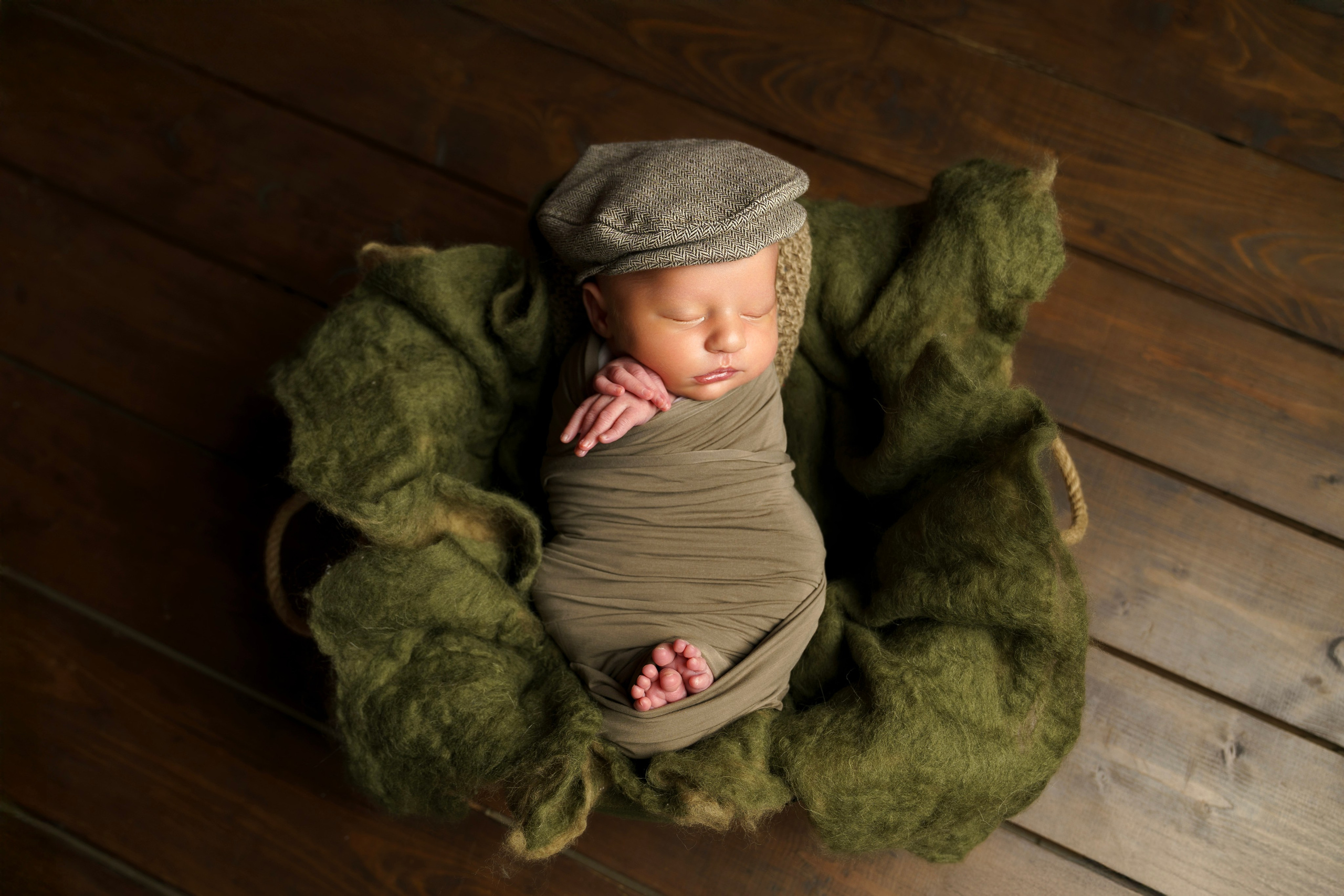 Фотосессия новорожденного (newborn). Фотограф новорожденных, детей до года и беременных в Симферополе