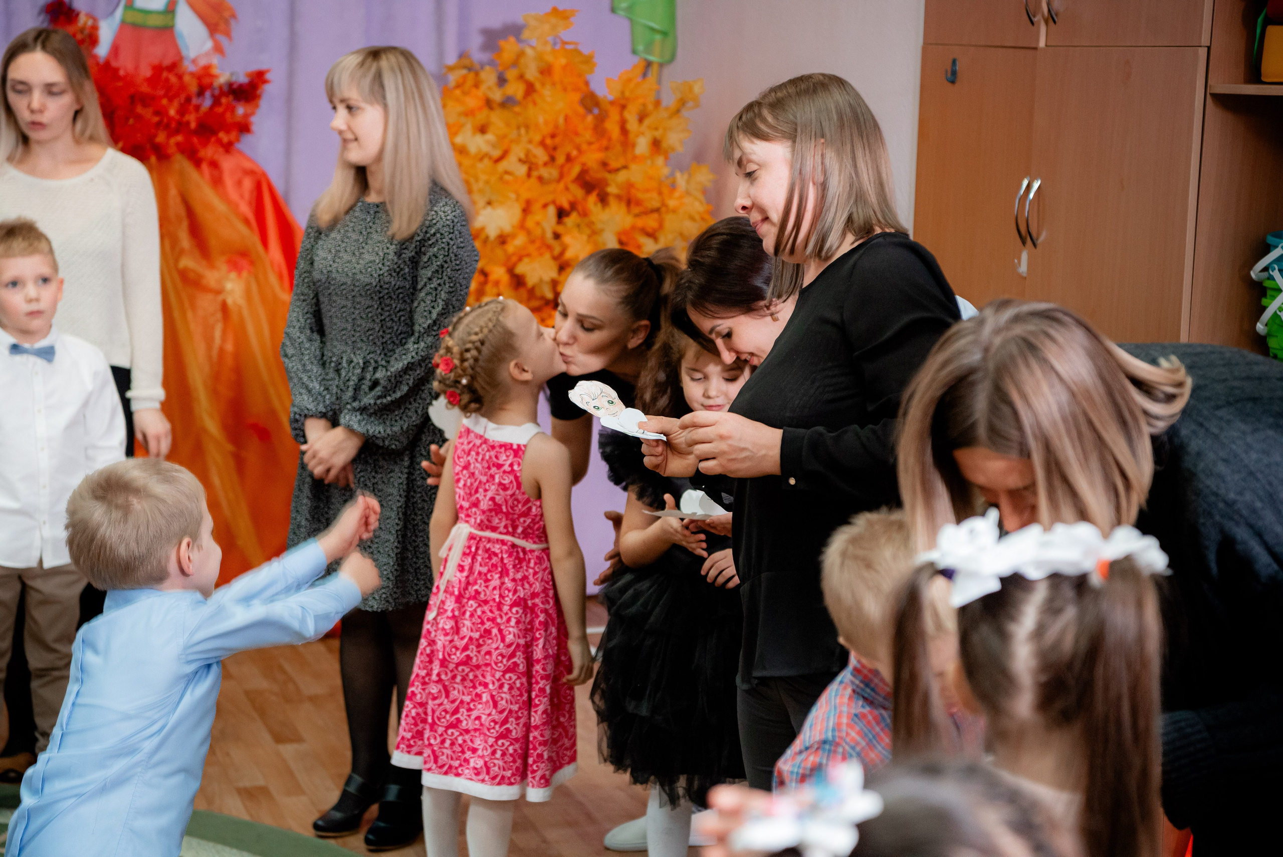 День мамы в детском саду. Фотограф в Волгограде и Волжском Александр Горбань