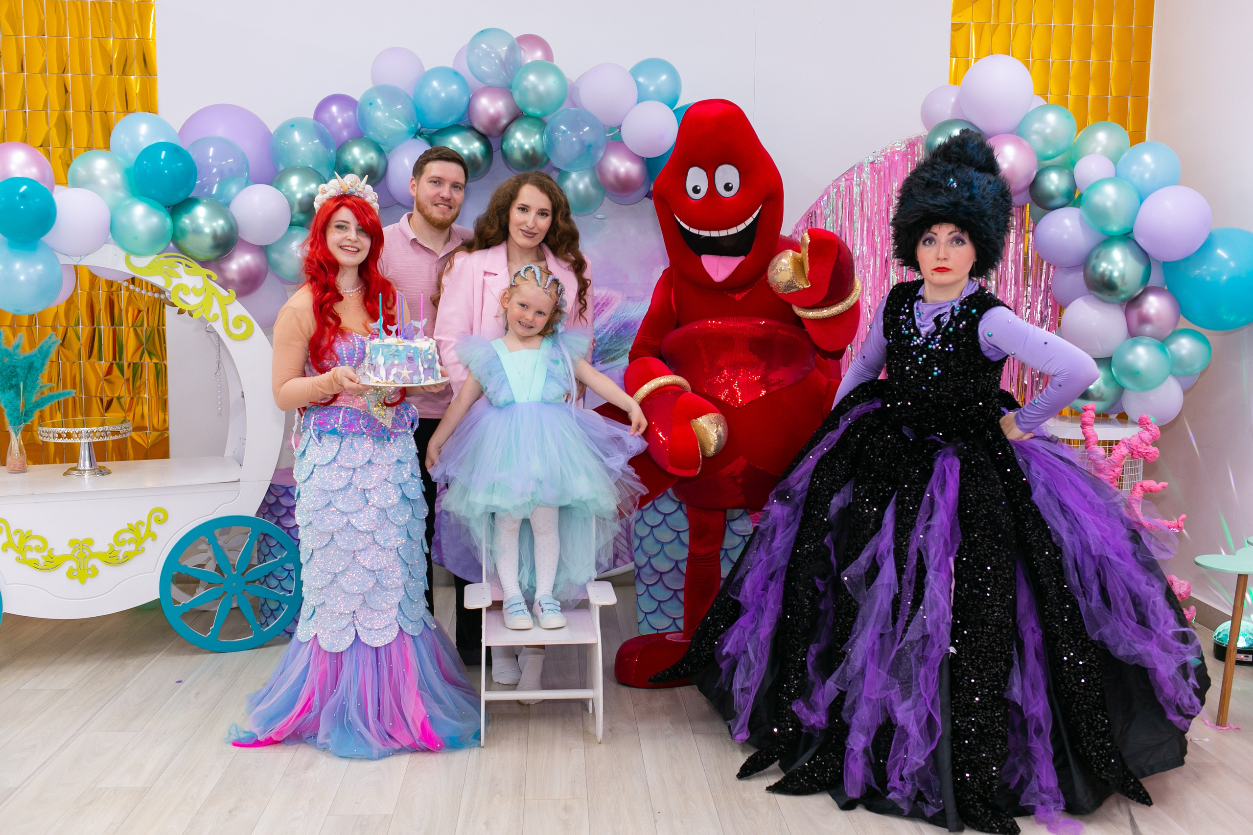 Праздники. Фотограф новорожденных и семейный фотограф НСО г. Бердск Марина Львова