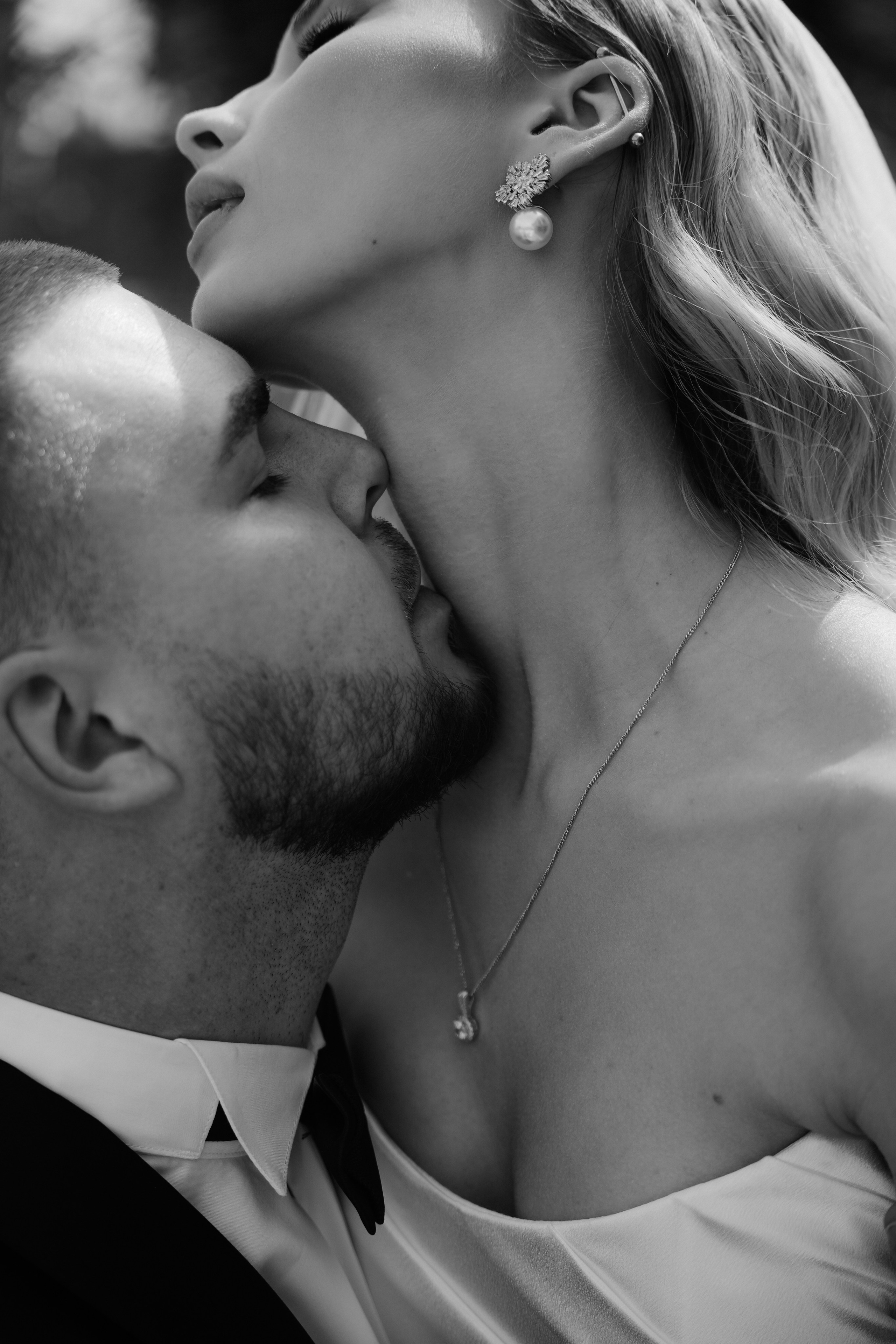 Astoria. VISUAL ARTIST · KRONGAUZ ANASTASIA