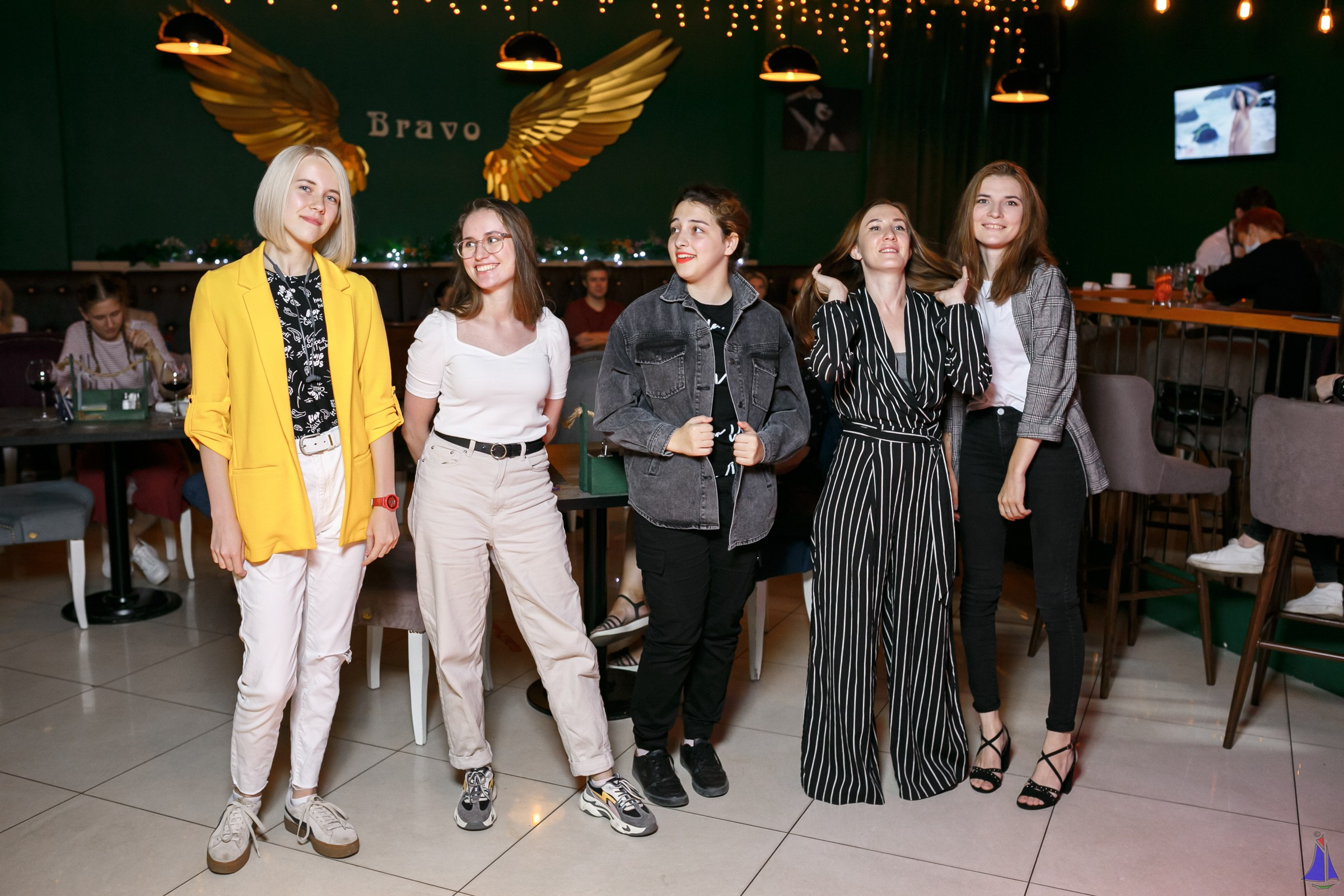 Караоке бар Bravo. Фотограф в Воронеже Иван Самодуров