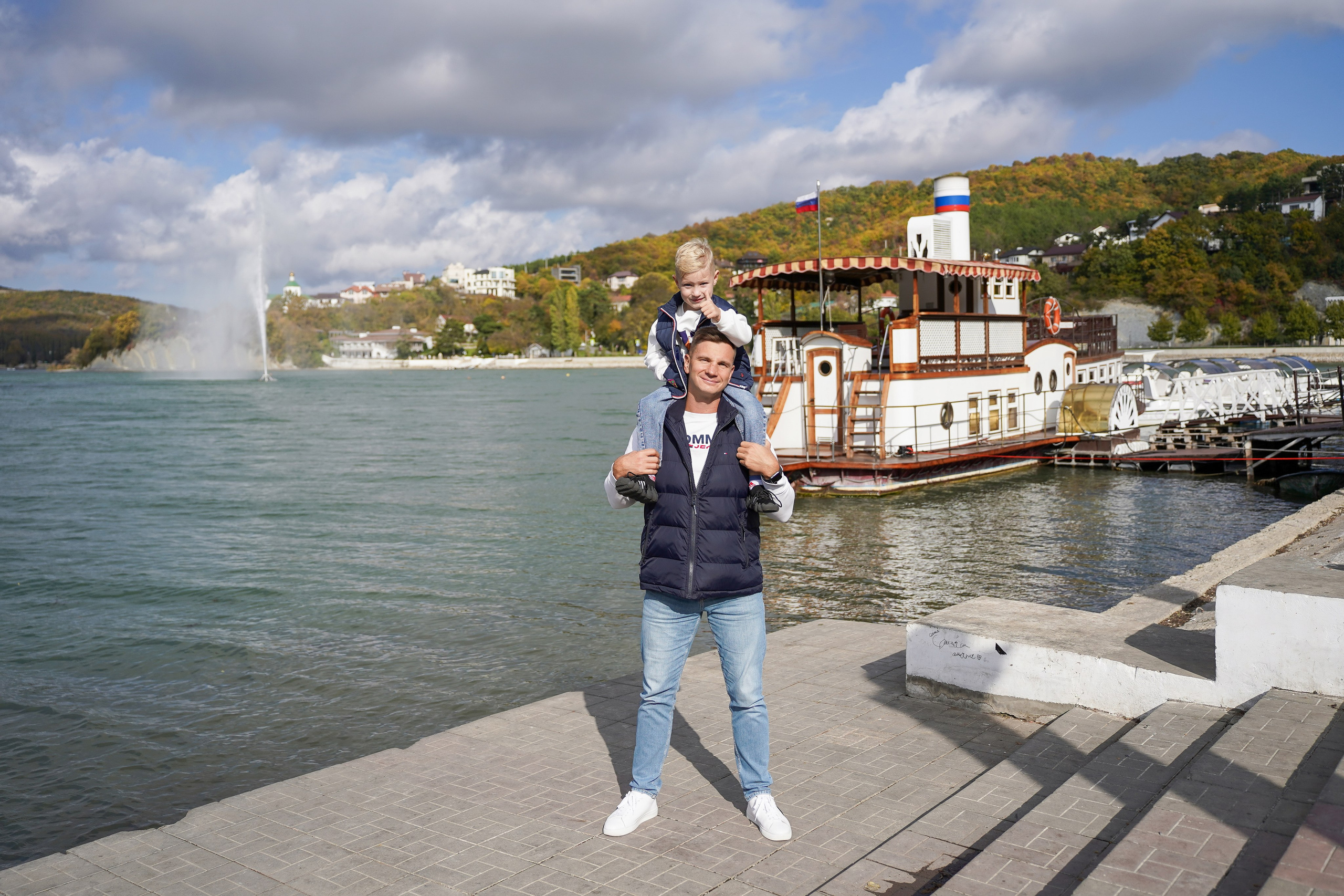 Семейная фотосессия в Абрау-Дюрсо. Фотограф Новороссийск | Геленджик и ЮФО Эльвина Ясинская