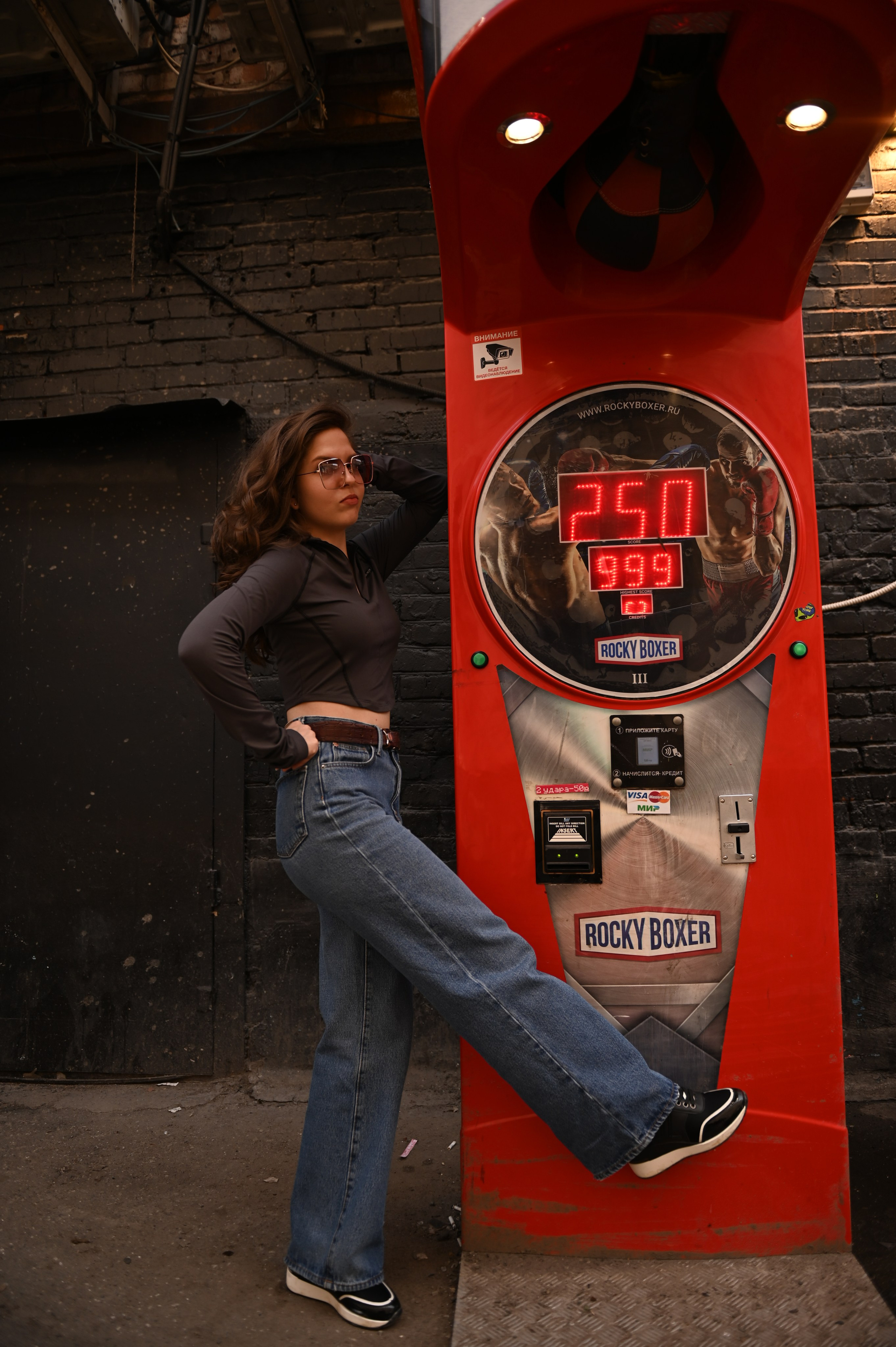 Индивидуальная прогулочная в городе. Свадебный, семейный, детский, контент фотограф в Омске Максим Ильин