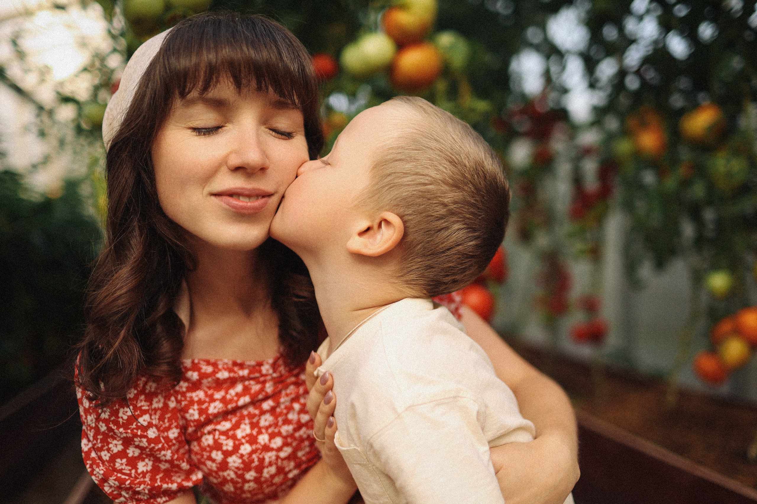 Помидорки Света и Мишенька. Фотограф Владимир Москва