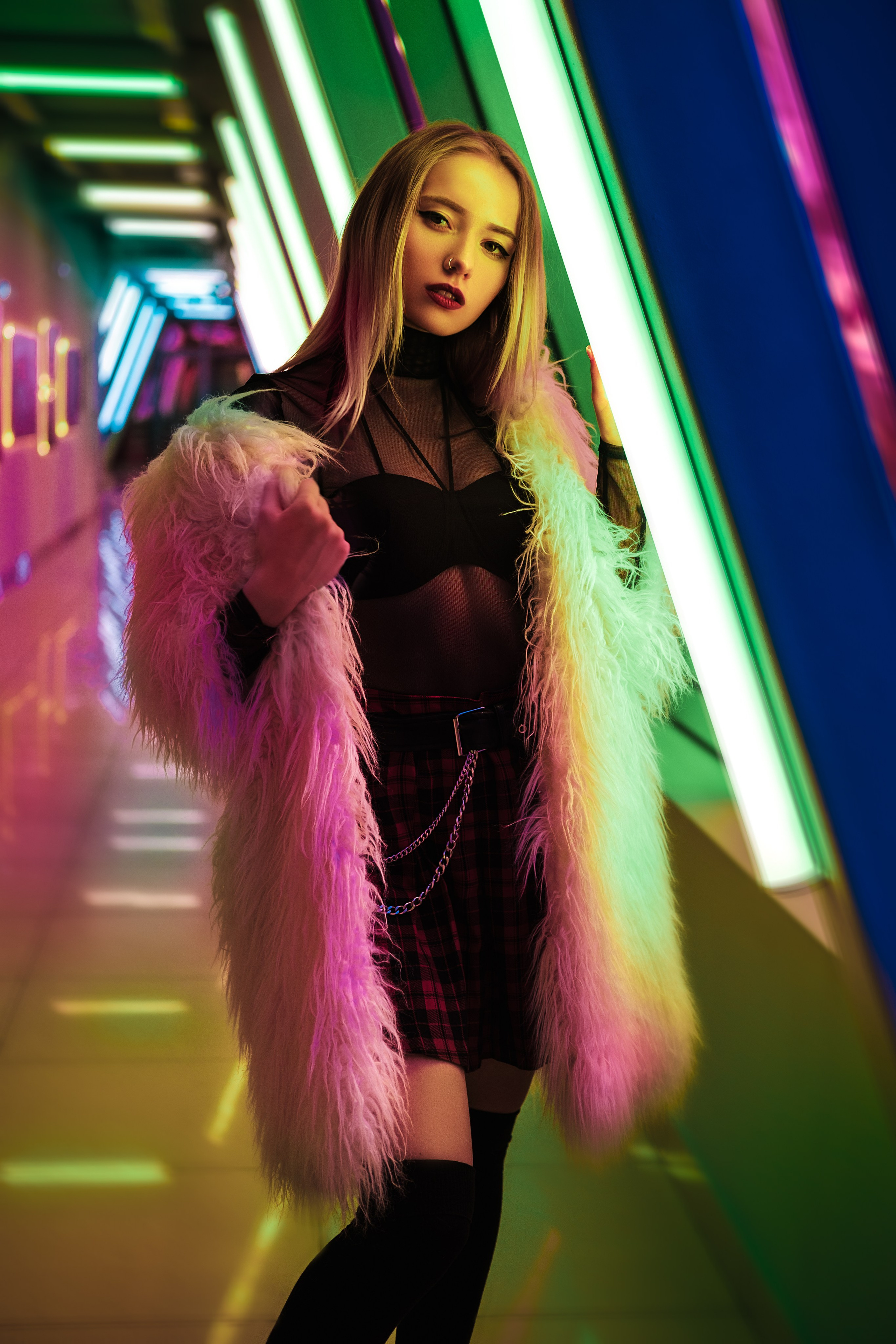 Neon. Портретный фотограф в Москве Кристина Карпинская