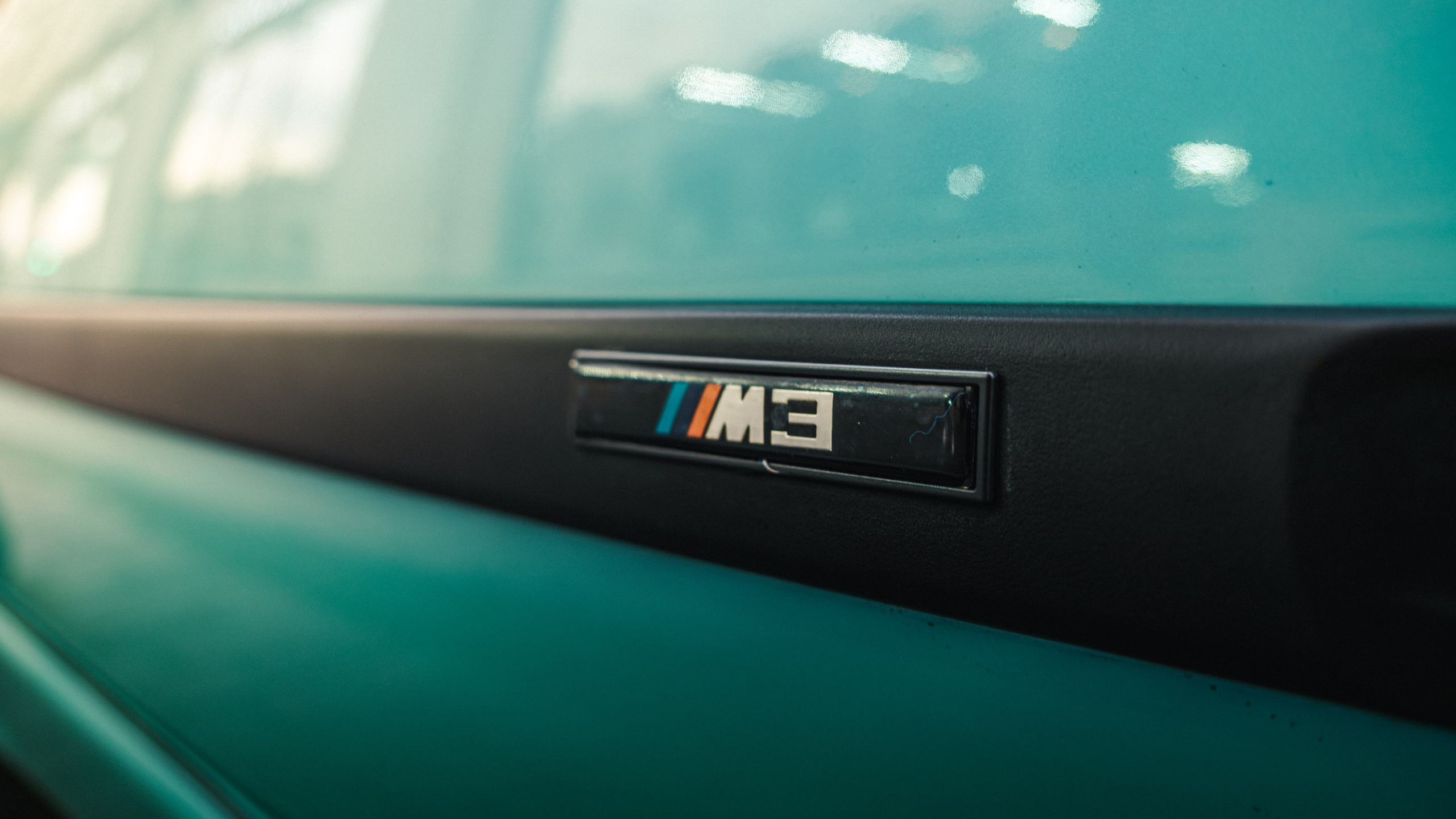 BMW E36. Valya Fleks