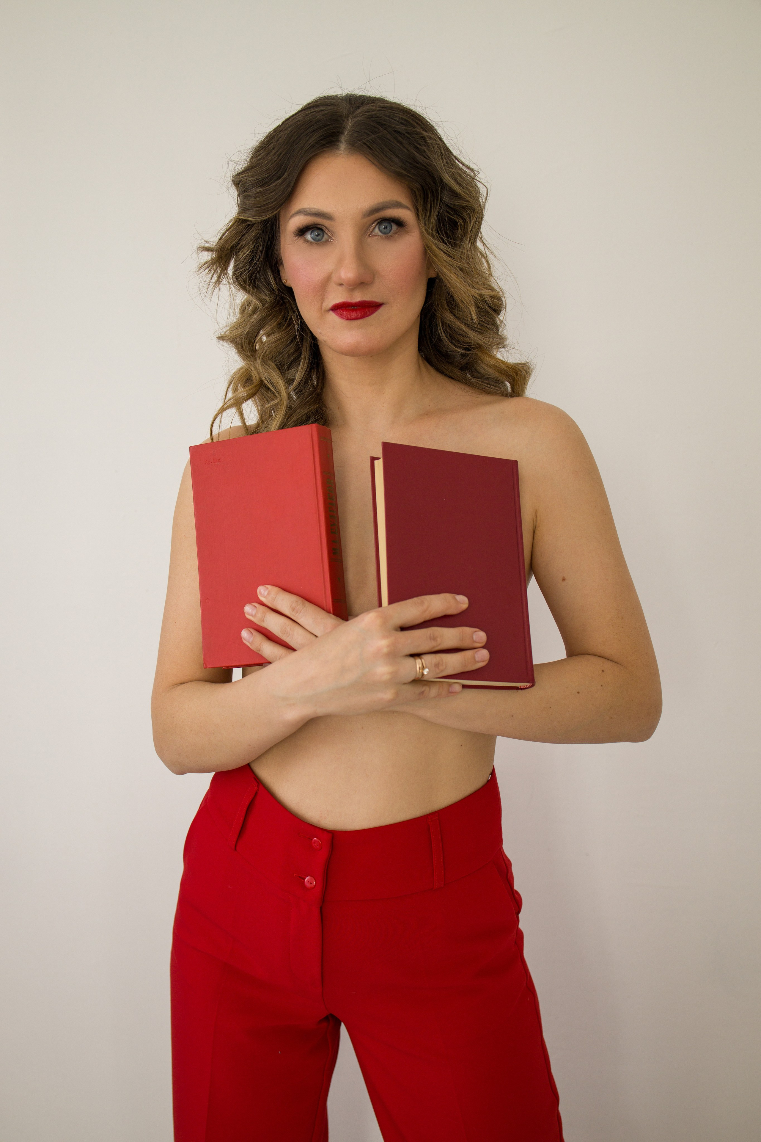 Lady in red. Художественная фотография