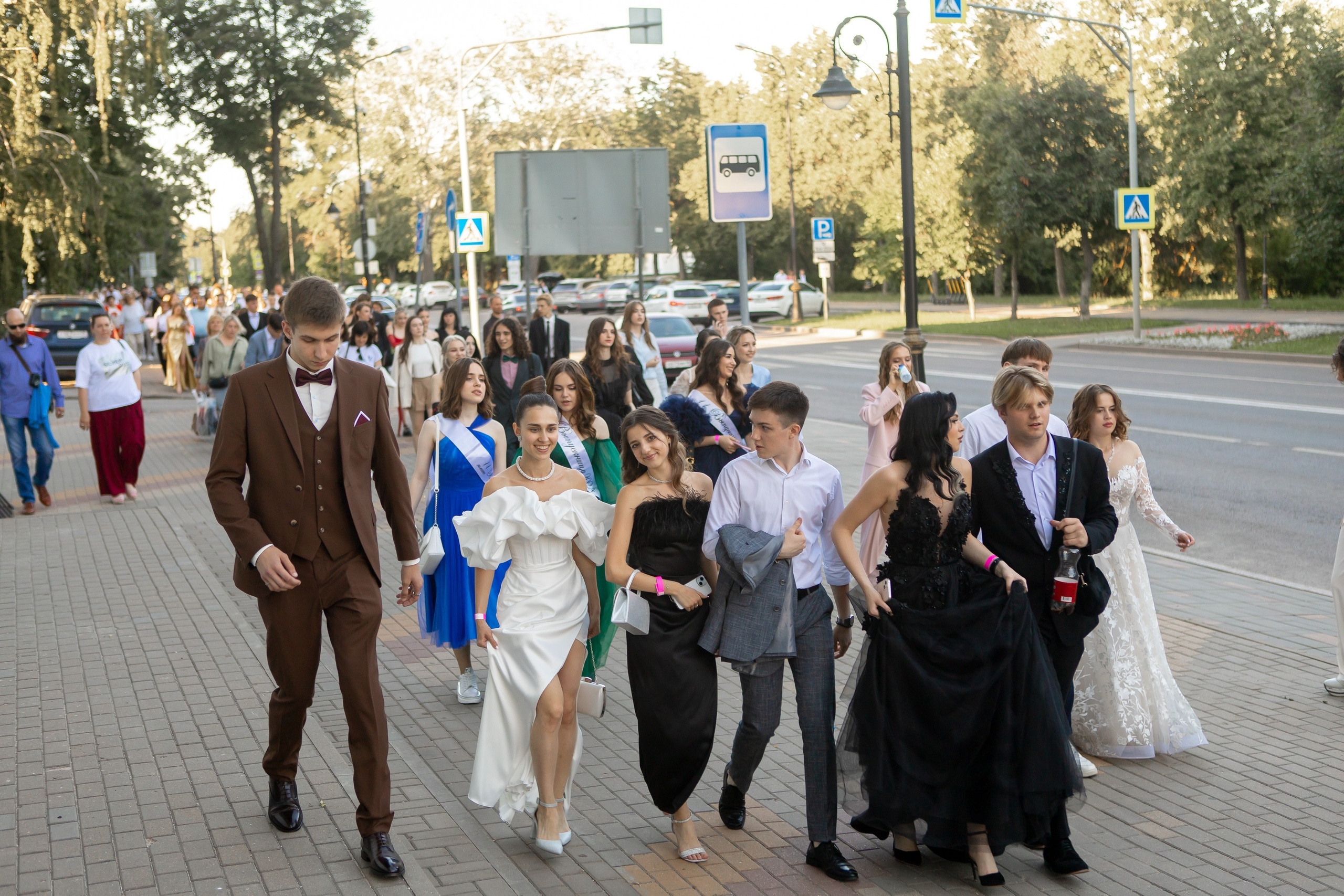 Выпускной Гимназия 12 2024 г. Свадебный и портретный Фотограф в Липецке Дмитрий Котюков
