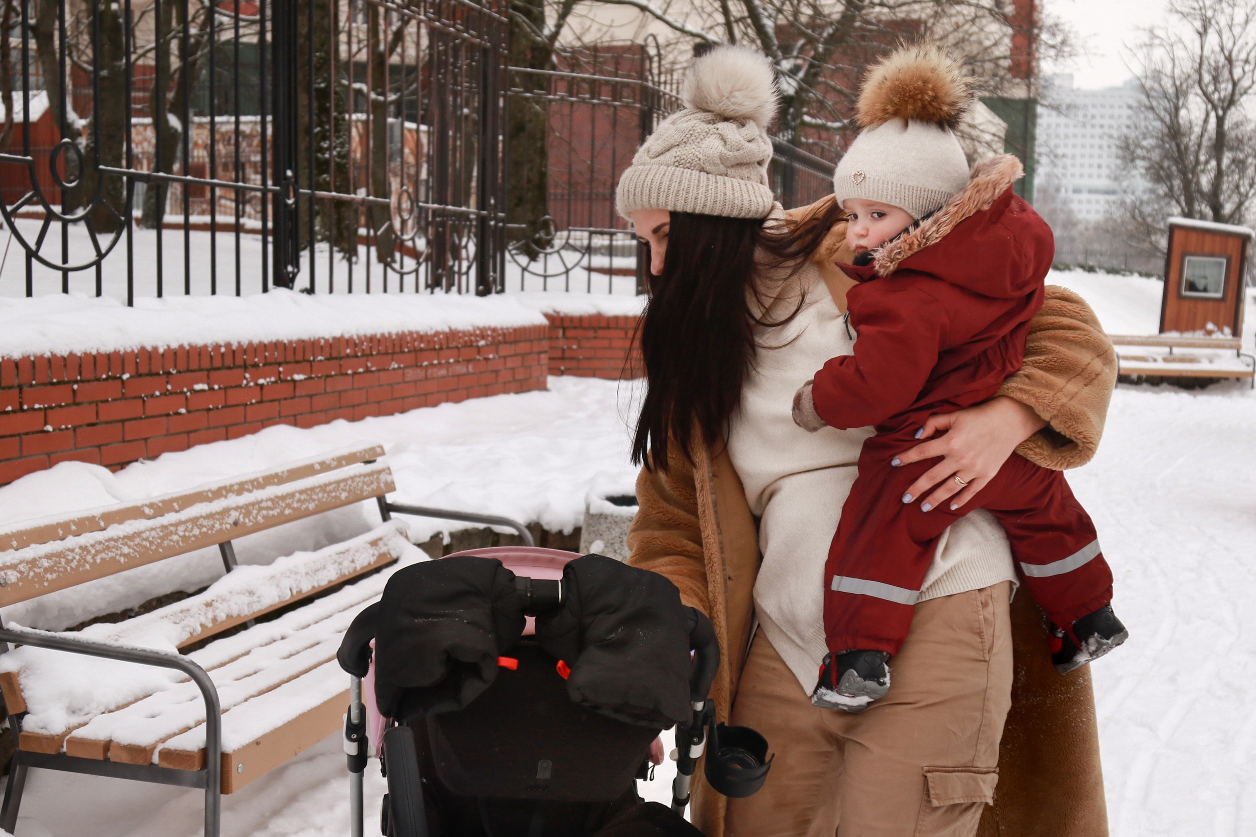 Красотки на снежной прогулке. Фотограф Зеленоградск Лиана Сопина