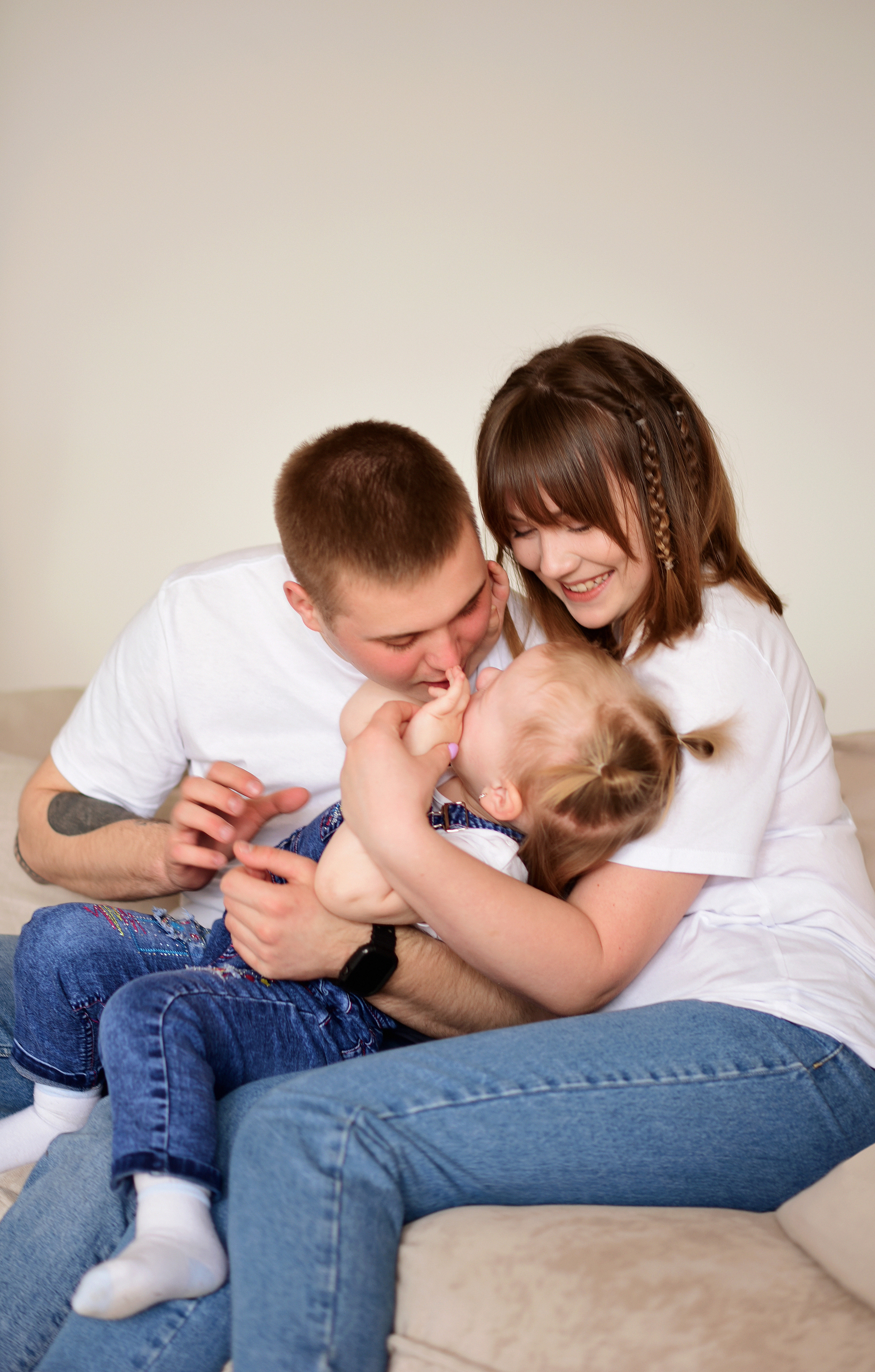 Карина, Егор и Софа. Ваш личный фотограф в Пскове Анаис Рамирез